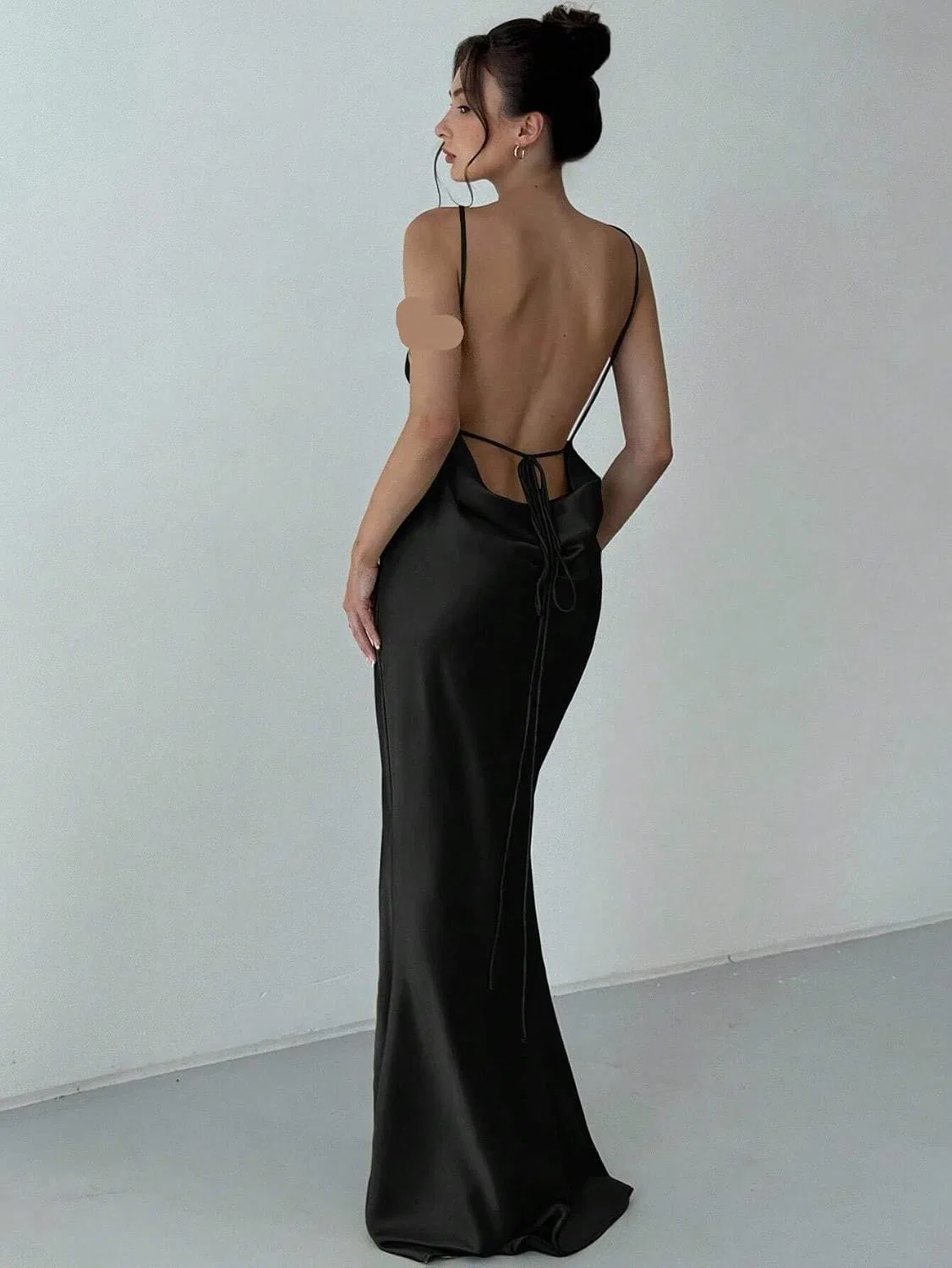 Женское макси-платье на бретелях с открытой спиной Party, Black — фото 2