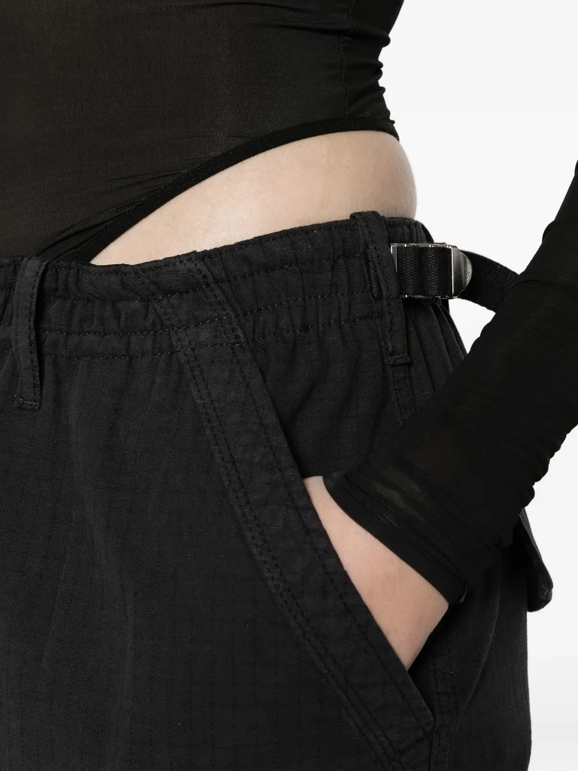 Брюки-карго с кулиской черные Alexander Wang, черный — фото 3