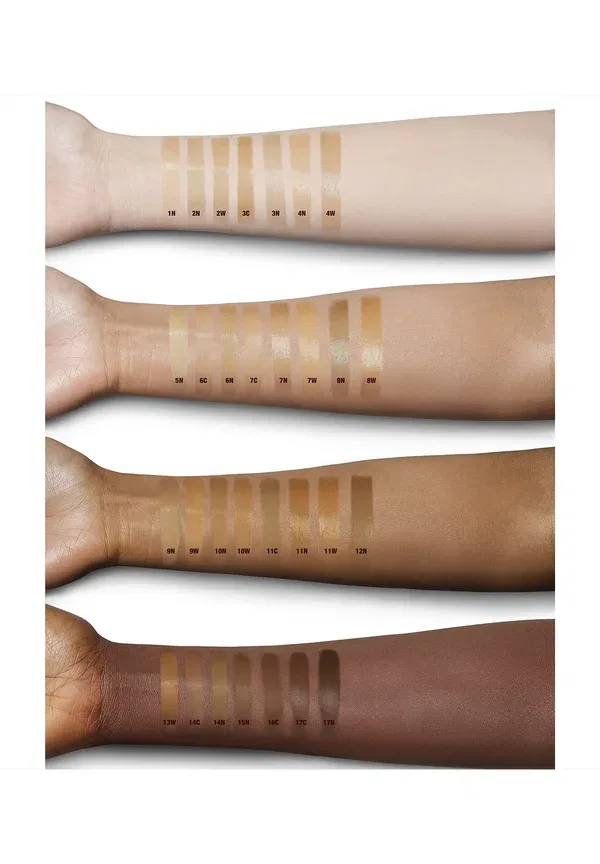 Тональный крем Charlotte's Beautiful Skin Foundation - тональный крем 30 мл Charlotte Tilbury, цвет 3 neutral — фото 3