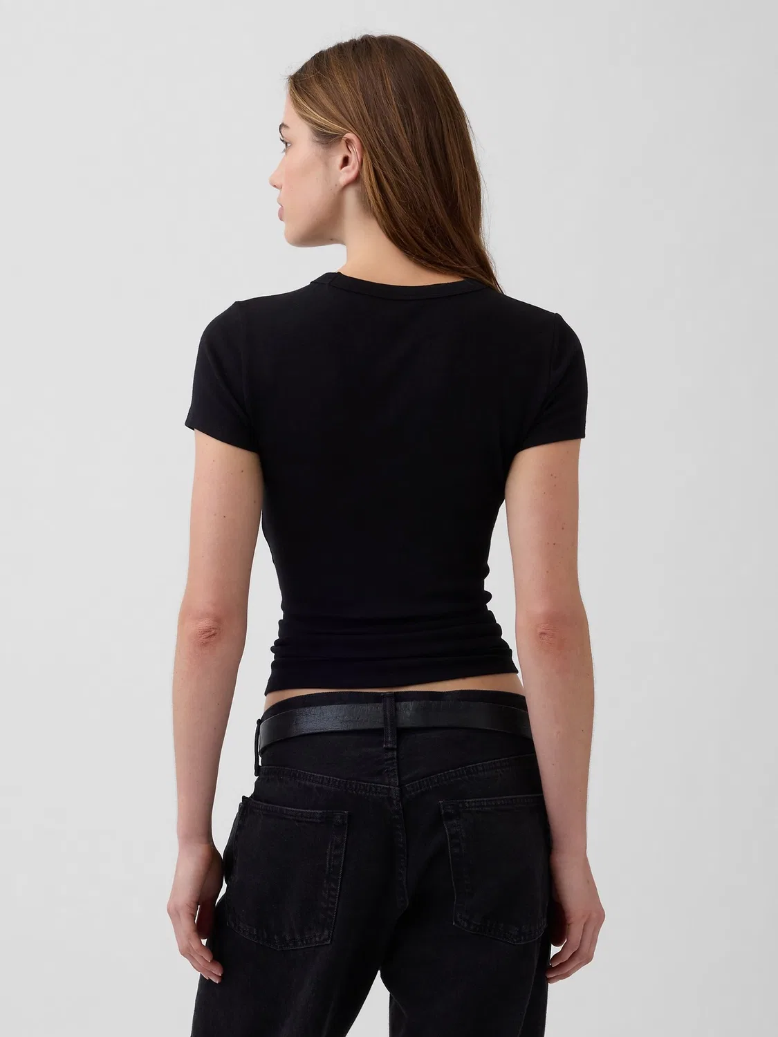 Футболка женская Modern Crew Neck Gap, черный — фото 2