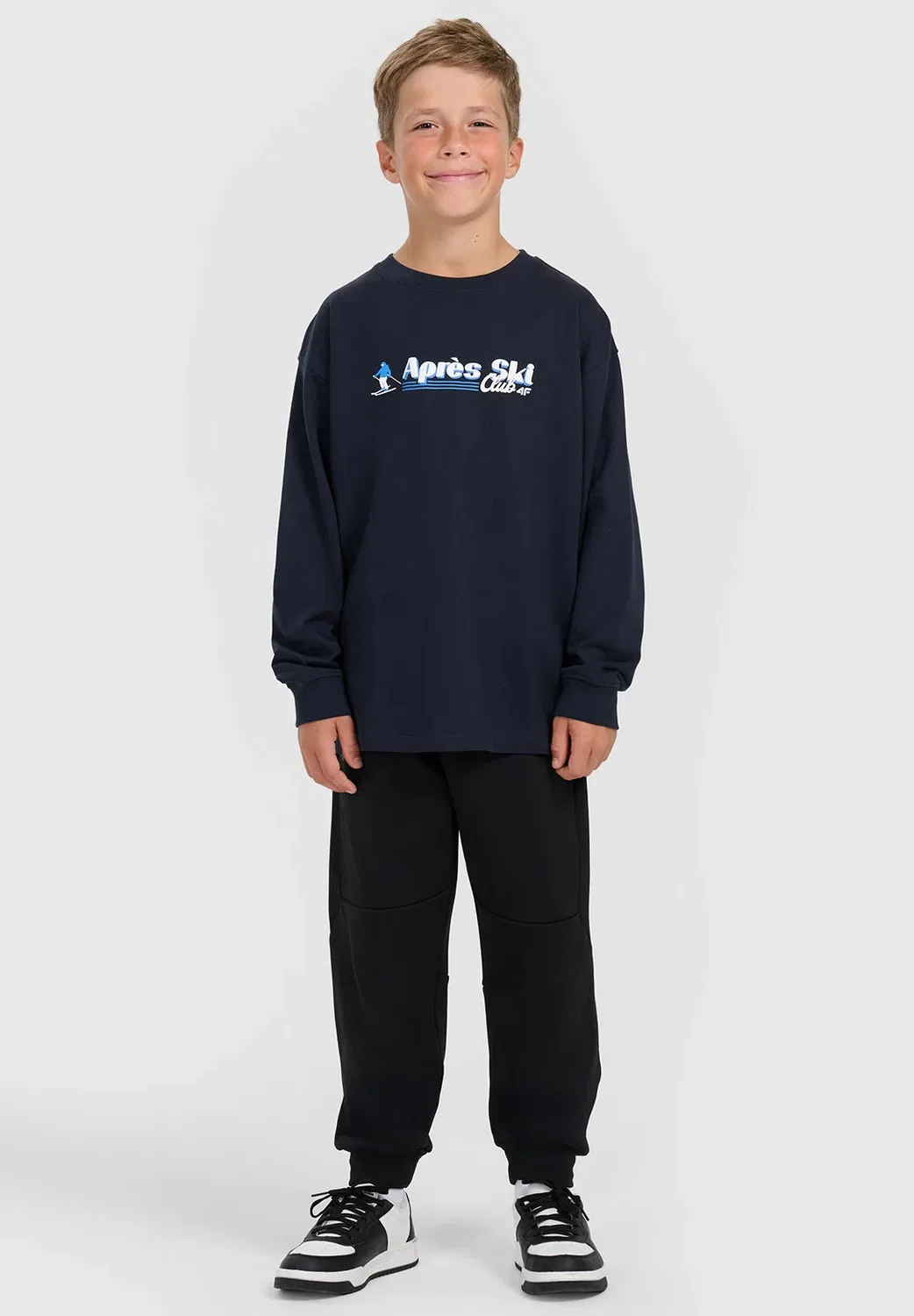 Spodnie dresowe joggery chłopięce - granatowe 164 (13-14 лат) - спортивные штаны 4F, Deep Black