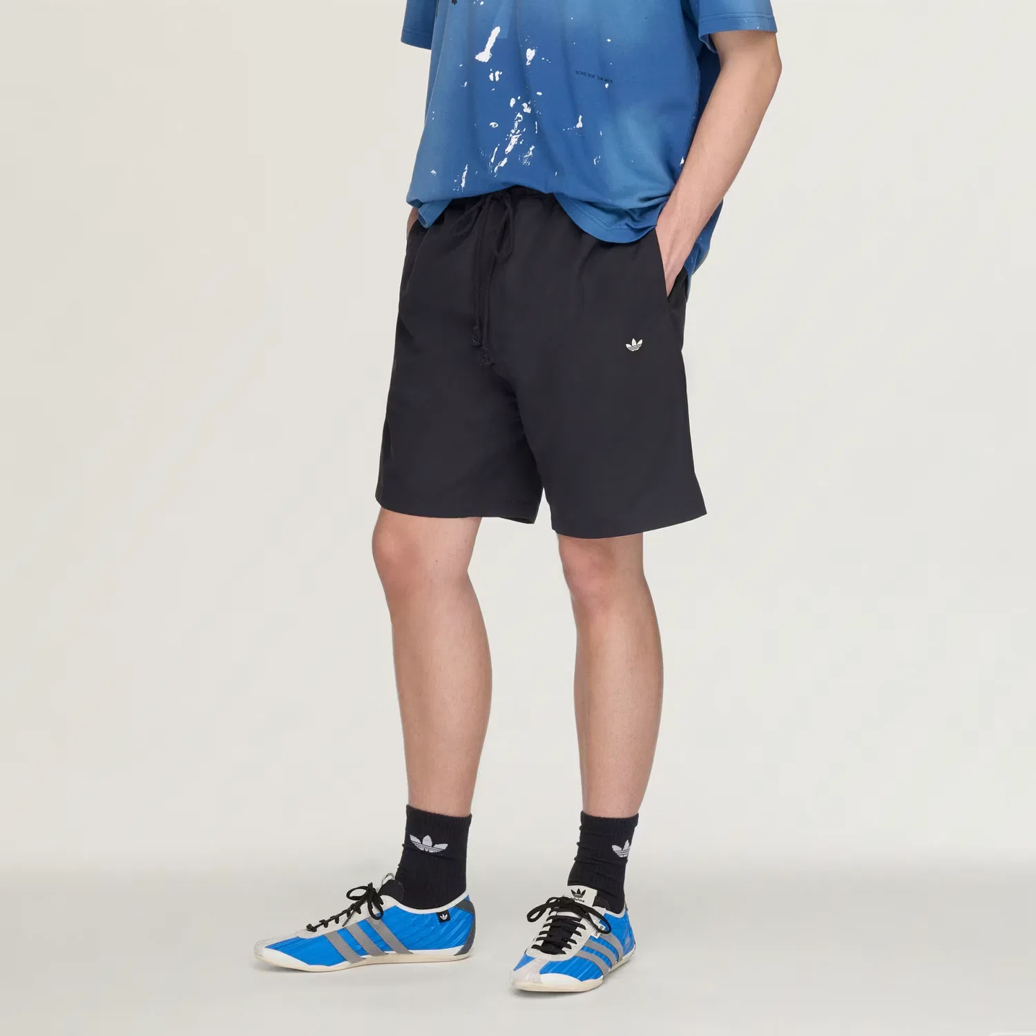Шорты унисекс свободного кроя SONG FOR THE MUTE 007 Adidas Originals, черный — фото 4