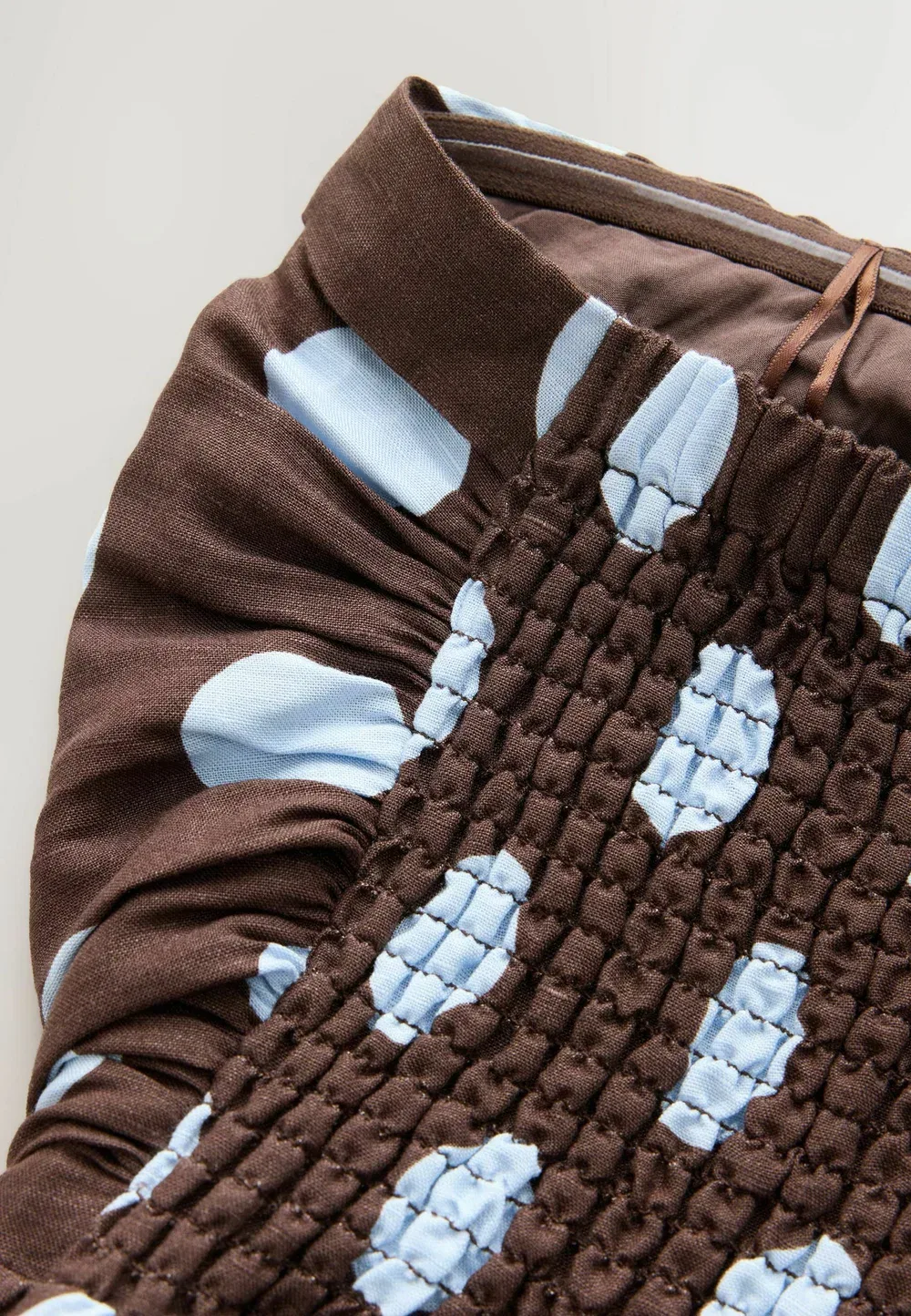 Платье-Миди с драпировкой и свободным кроем - повседневное платье Next, Chocolate Brown Polka Dot — фото 3
