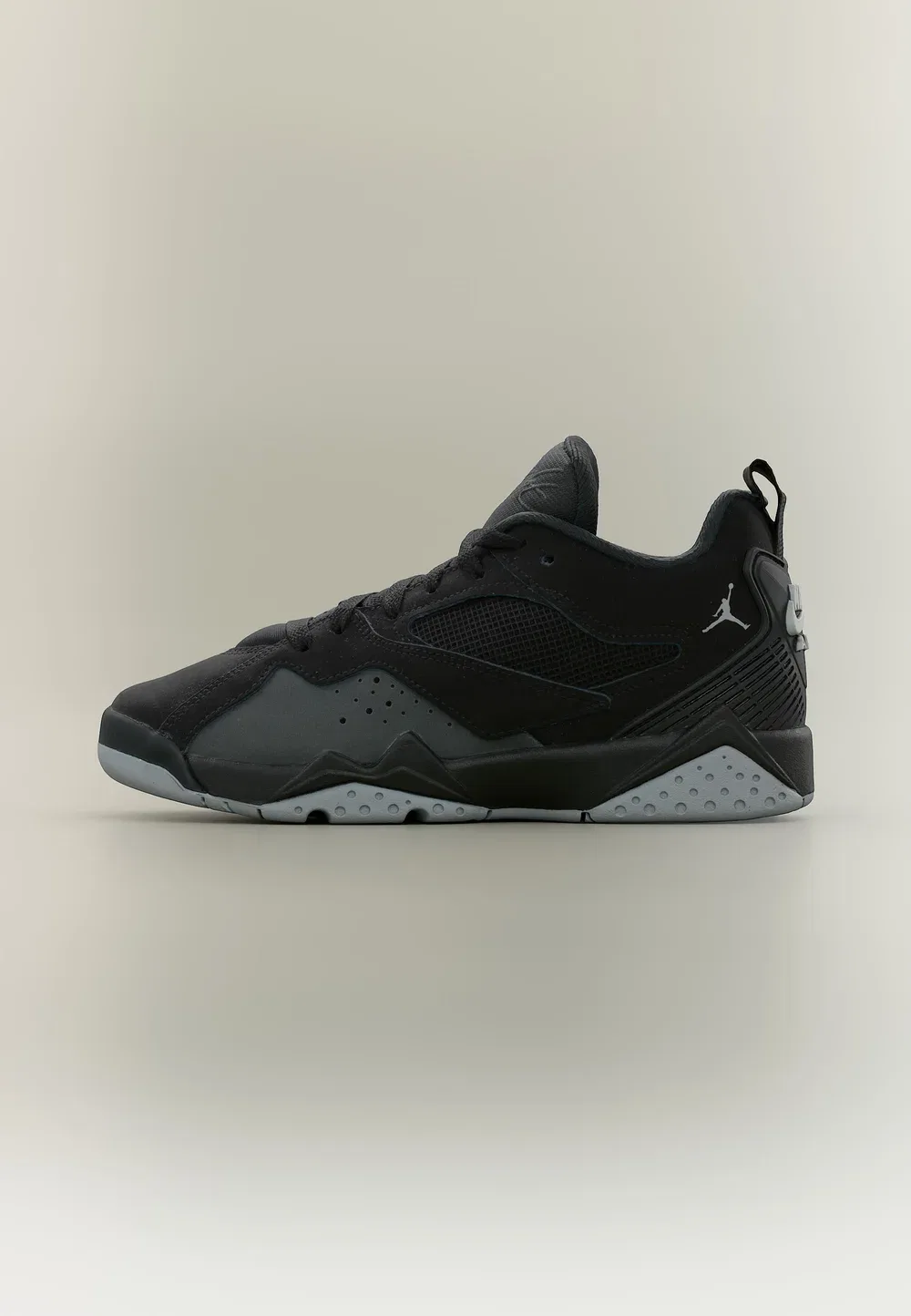 92 - тренеры Jordan, Black/Wolf Grey/Anthracite