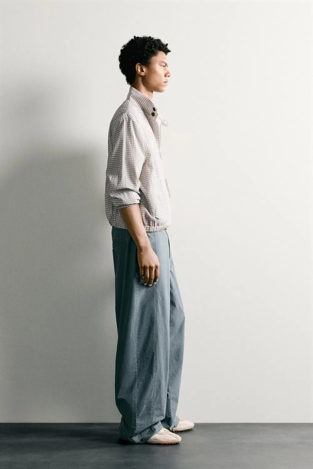 Выстиранные брюки свободного кроя с застежками. ZARA, Blue green — фото 4