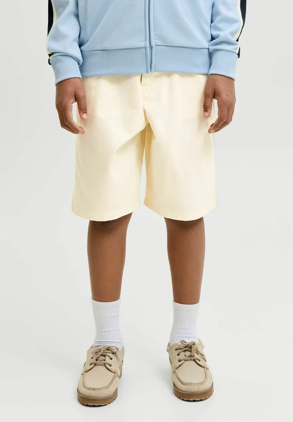 Шорты свободного кроя для мальчиков - шорты Jack & Jones Junior, Antique White — фото 2