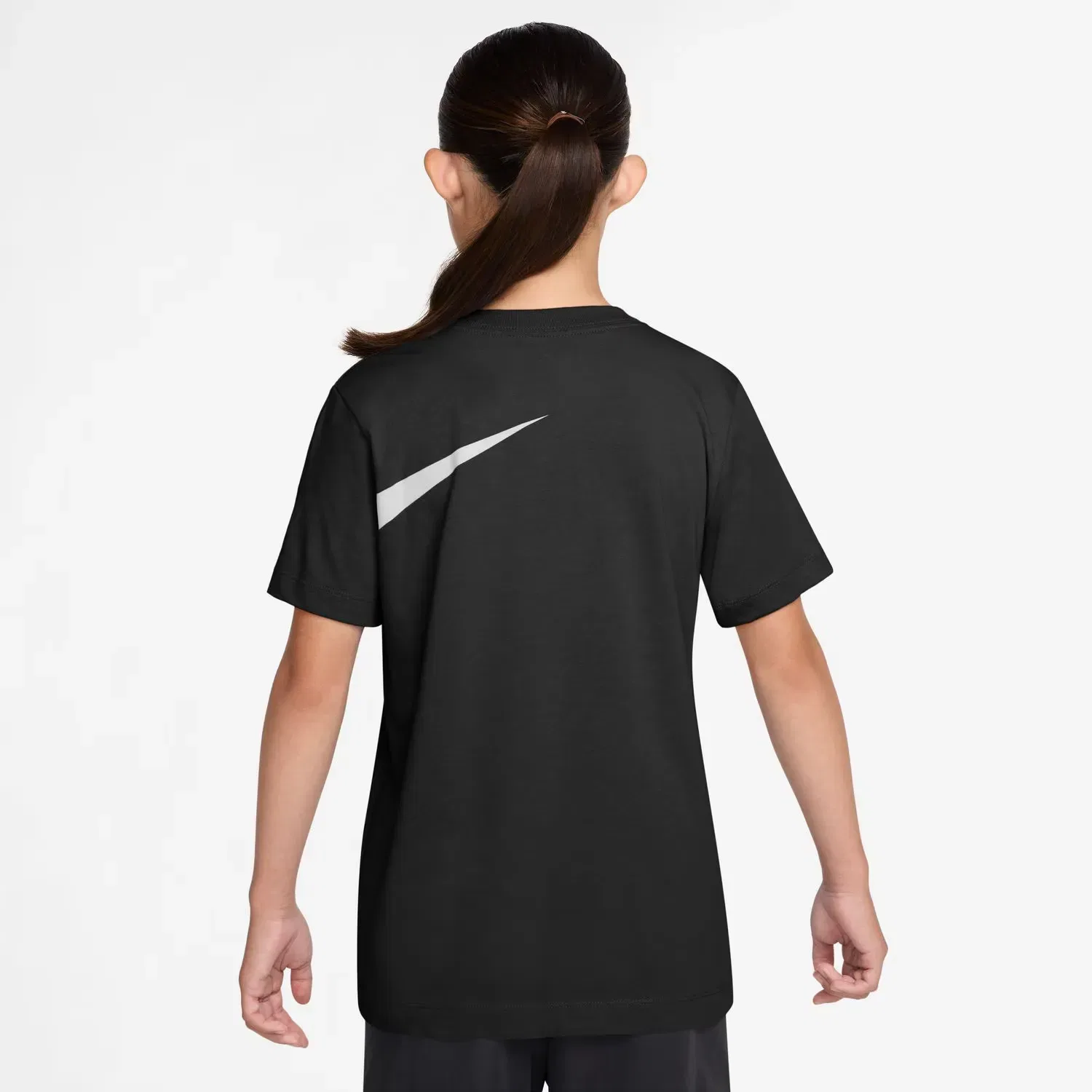 Детская футболка для мальчиков хлопковая Sportswear Tee Club Energy S26 Nike, Negro — фото 2