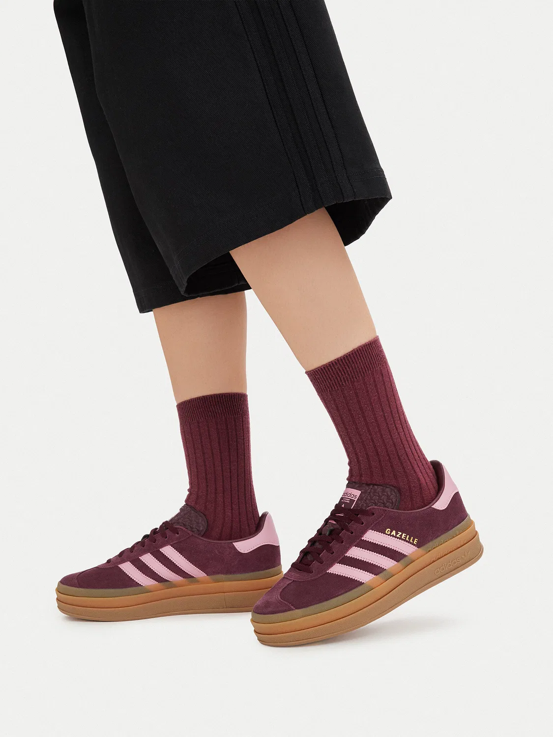 Кроссовки для девочки Gazelle Bold Adidas, темно-красный