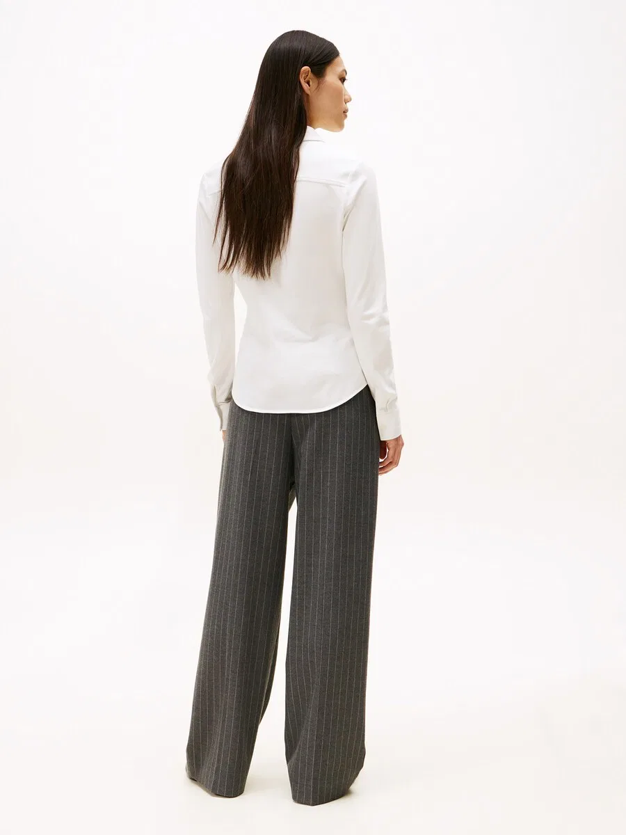 Блузка TOMMY HILFIGER '1985 Slim Fit' белого цвета — фото 3