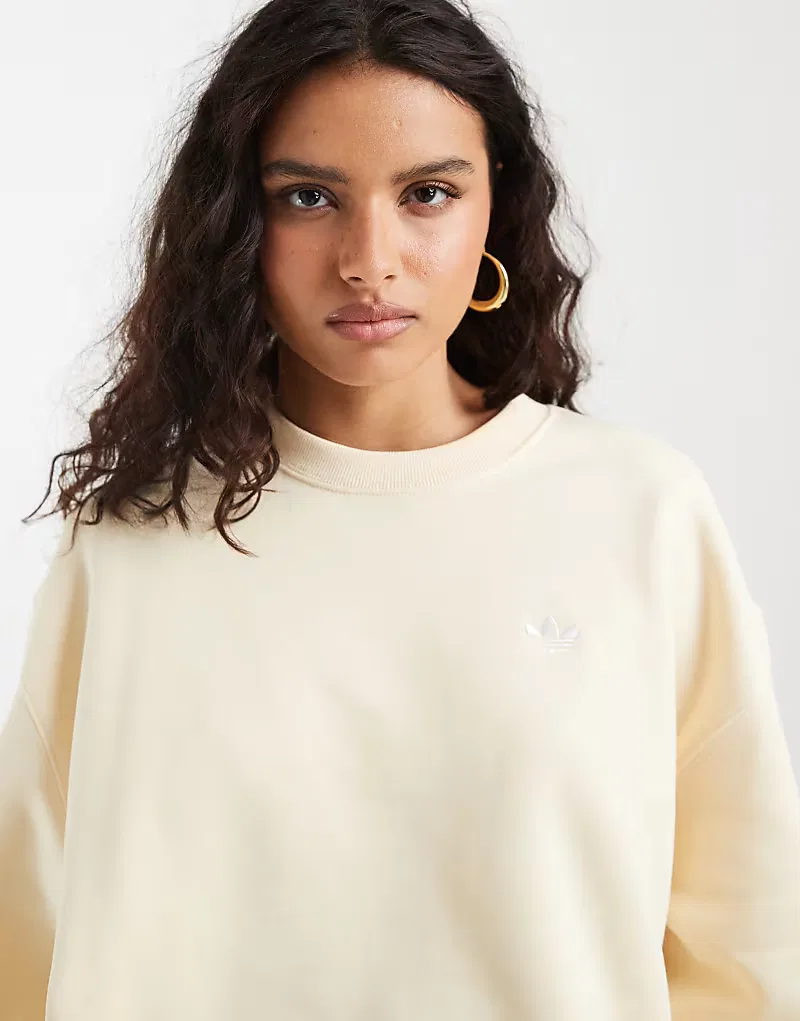 Свободная толстовка Adidas Originals Essential в масляно-желтом цвете — фото 3