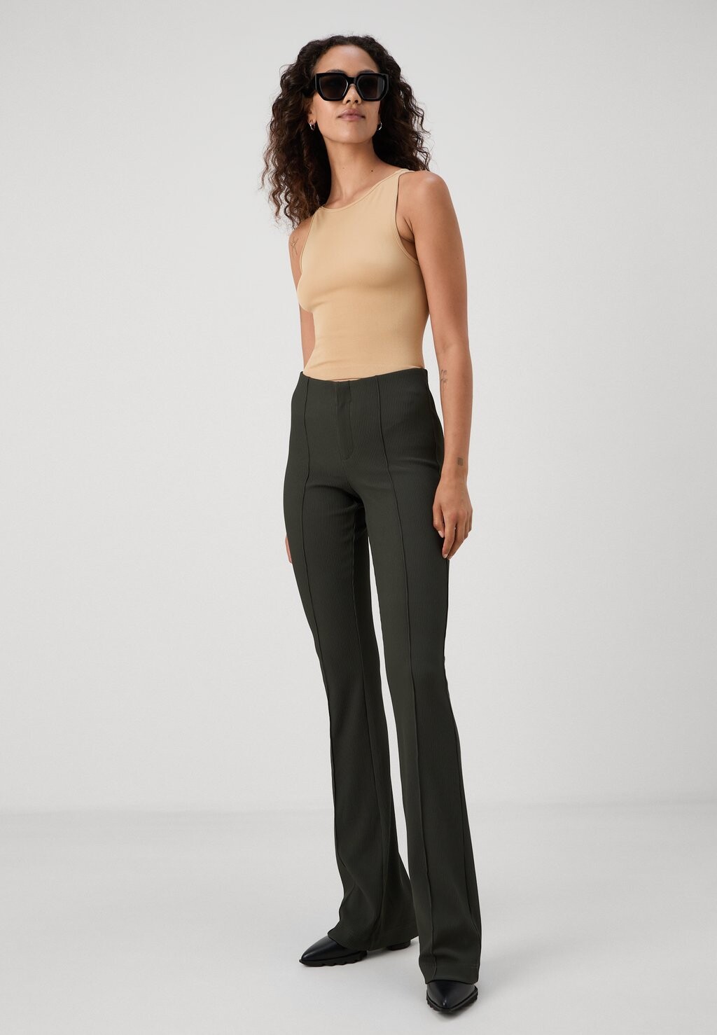 

Брюки ONLSALLY FLARED PIN ONLY Tall, темно-зеленый