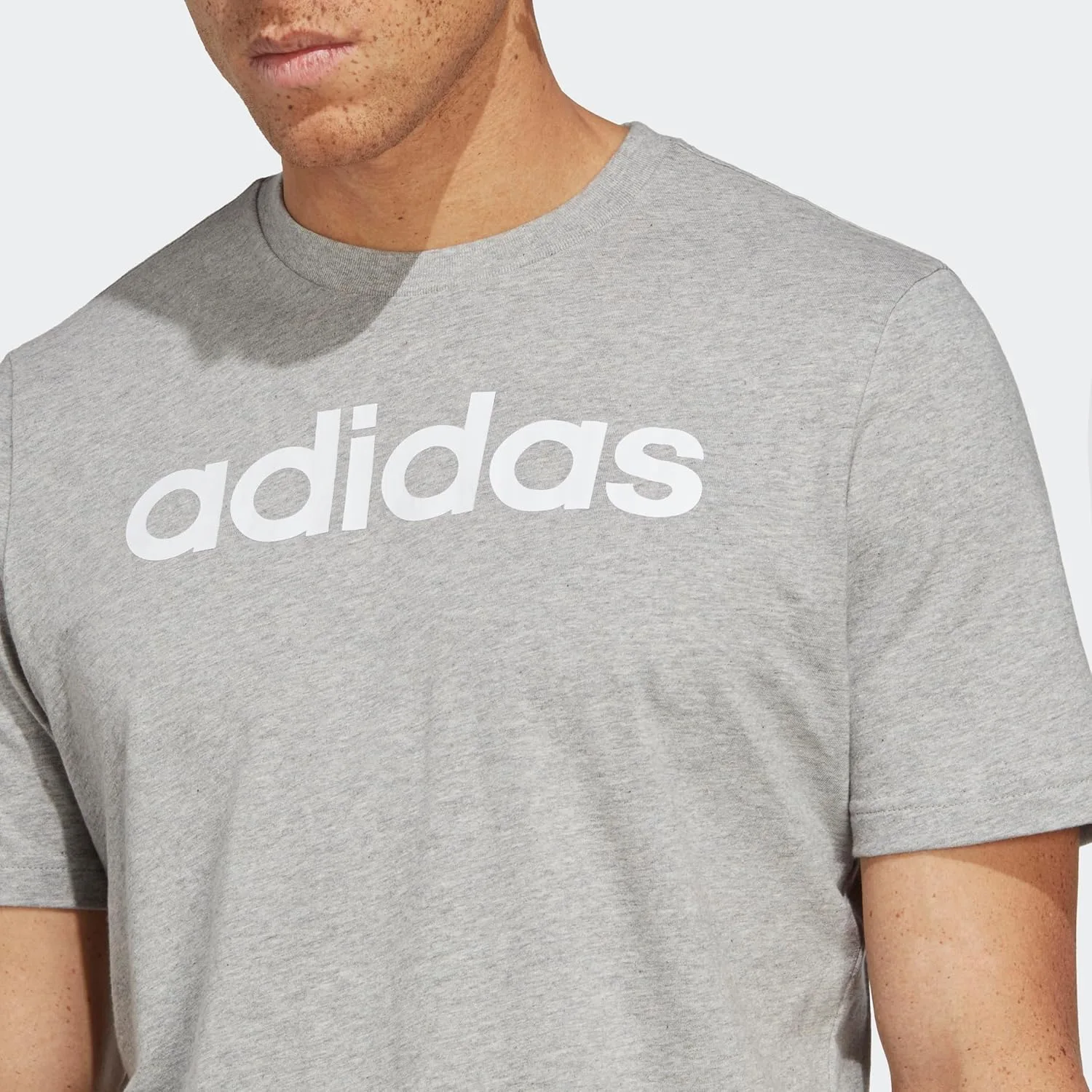 Футболка adidas Essentials Single Jersey с вышитым логотипом — фото 2