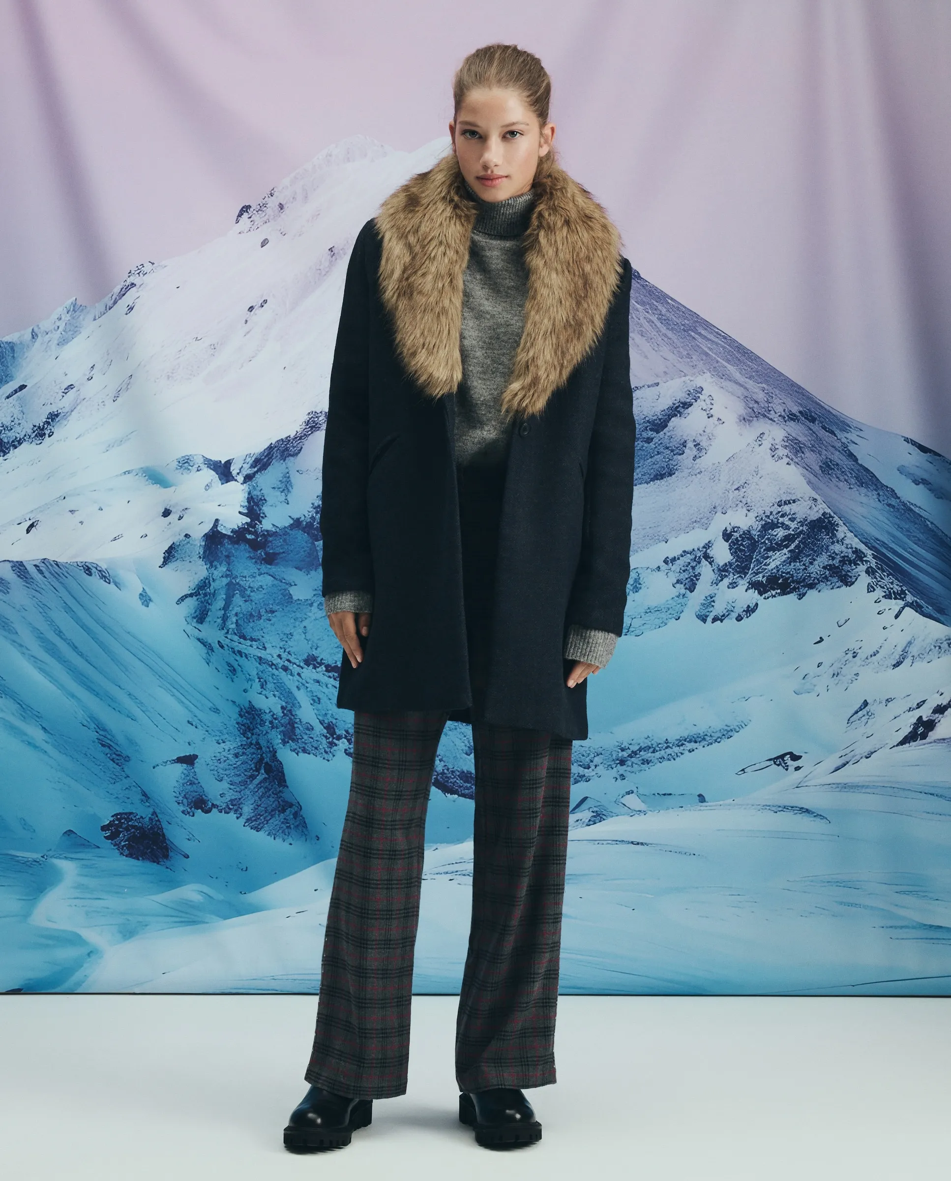 

Двустороннее женское пальто гладкой фактуры Green Coast, темно-синий