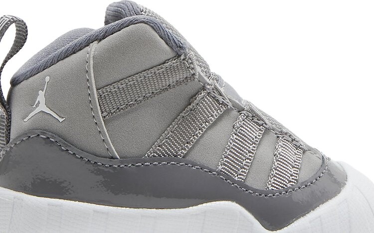 Кроссовки Air Jordan 11 Retro CB Cool Grey 2021, серый — фото 2
