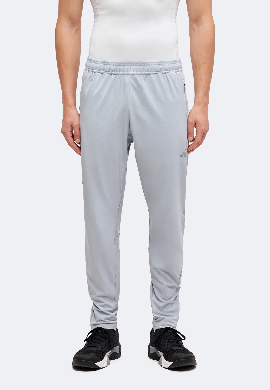 Технологичная одежда приталенного кроя - спортивные штаны Adidas Performance, Halo Silver-Coloured