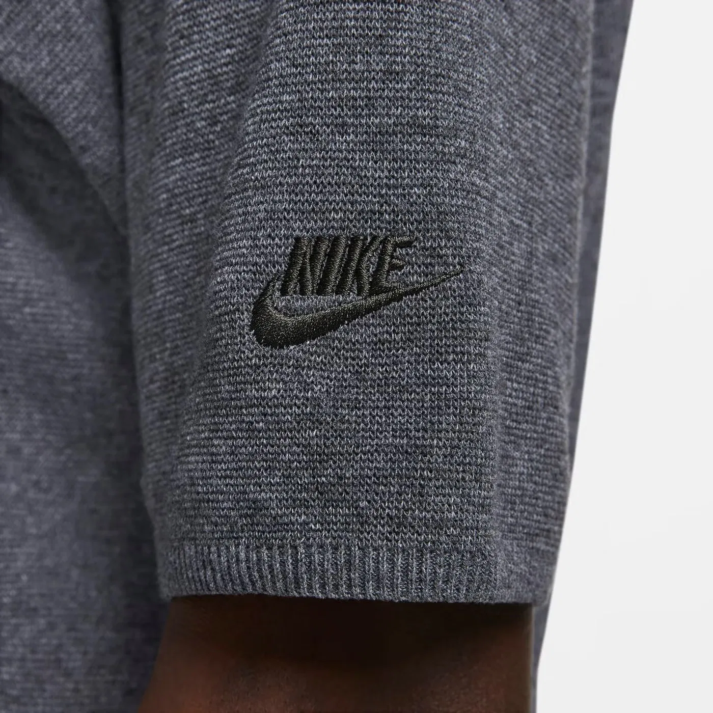 Футболка с принтом Tech Pack Engineered Knit Nike, серая — фото 3