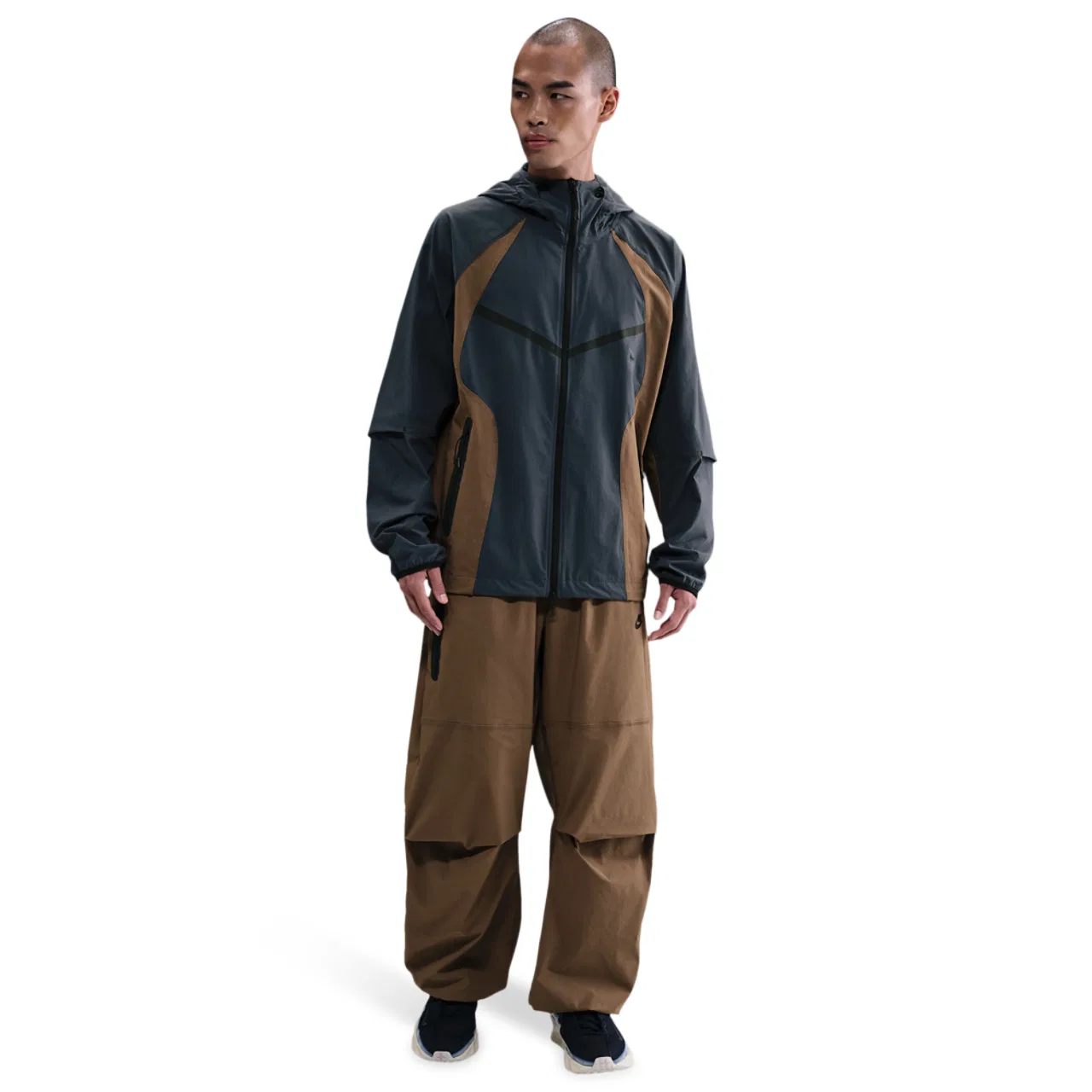 Мужские брюки Tech Woven OS Nike, цвет Mosswood Brown/Black/Mosswood Brown — фото 3