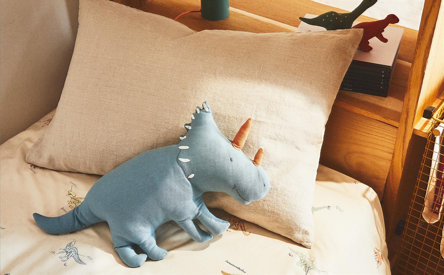 

Декоративная подушка Zara Home Children’s Rhinoceros