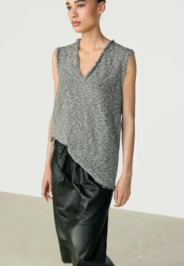 Топ с V-образным вырезом Flecked-Effect Massimo Dutti, серый