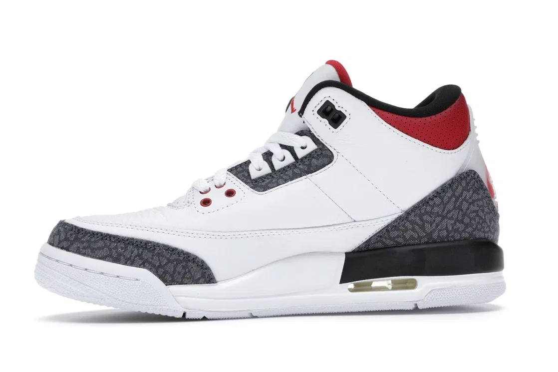Детские кроссовки Lifestyle с принтом Jordan 3 Retro Jordan, White/Fire Red-Black — фото 3