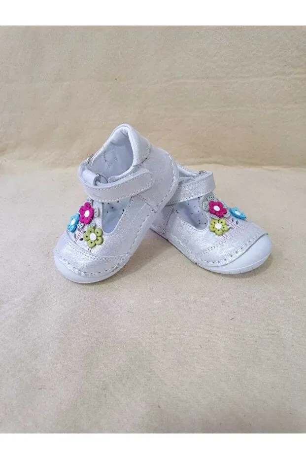 Детские туфли для девочек с цветочным принтом Orthopedic First Step Özgür Kids, Silver — фото 2