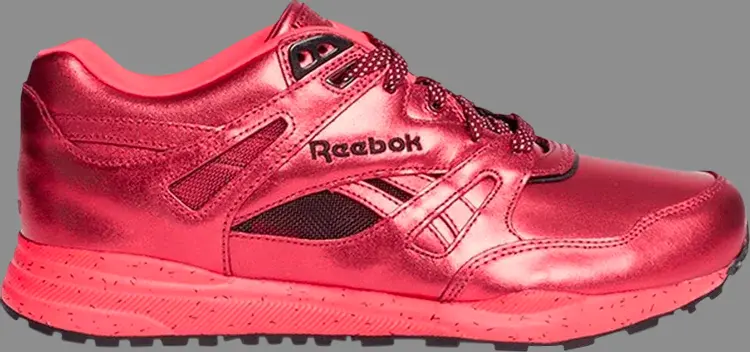 

Кроссовки gundam x ventilator affiliates 'ms-06s' Reebok, красный