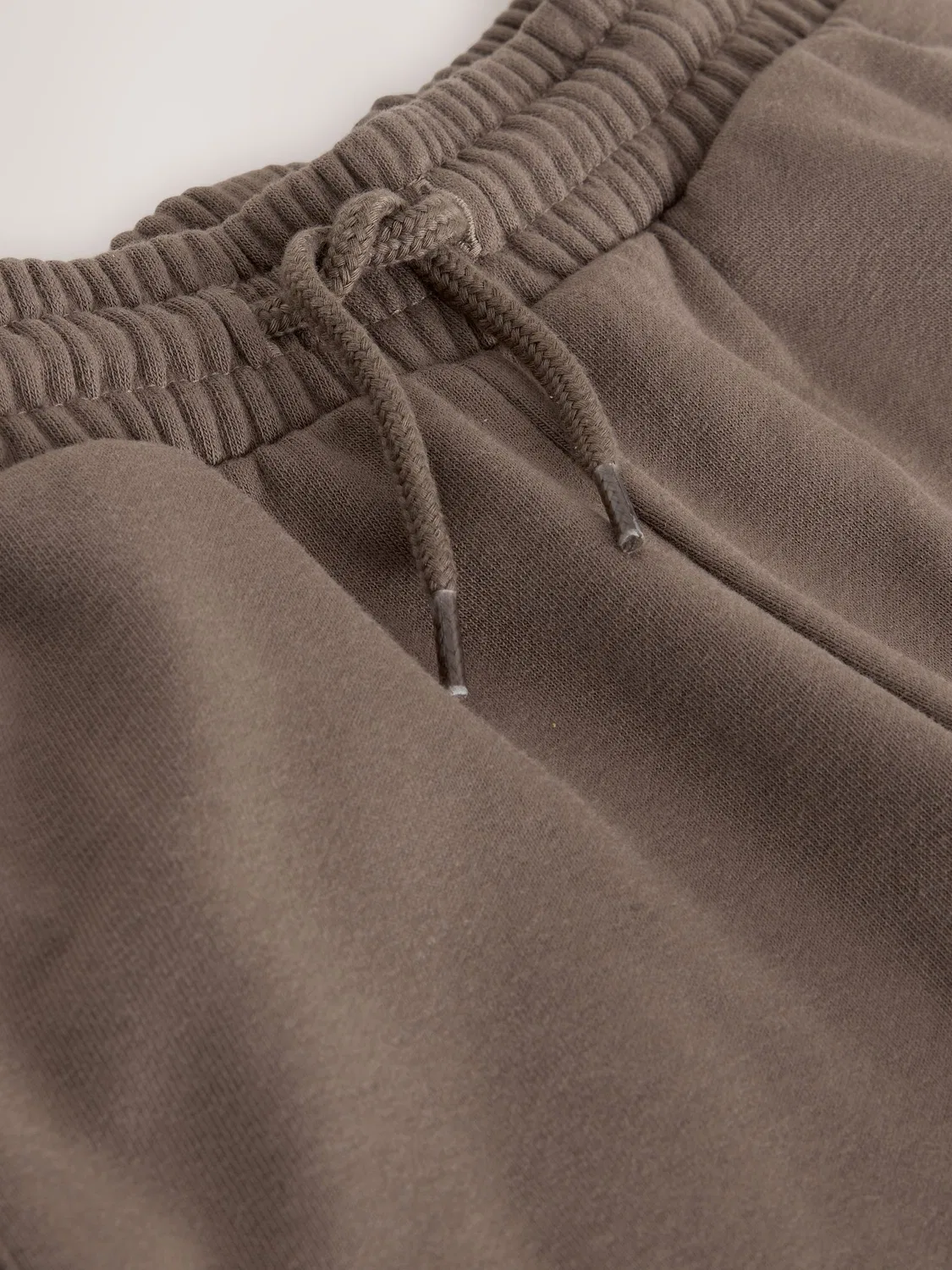 Джоггеры широкие, модель Wide Fit Next, коричневый — фото 3