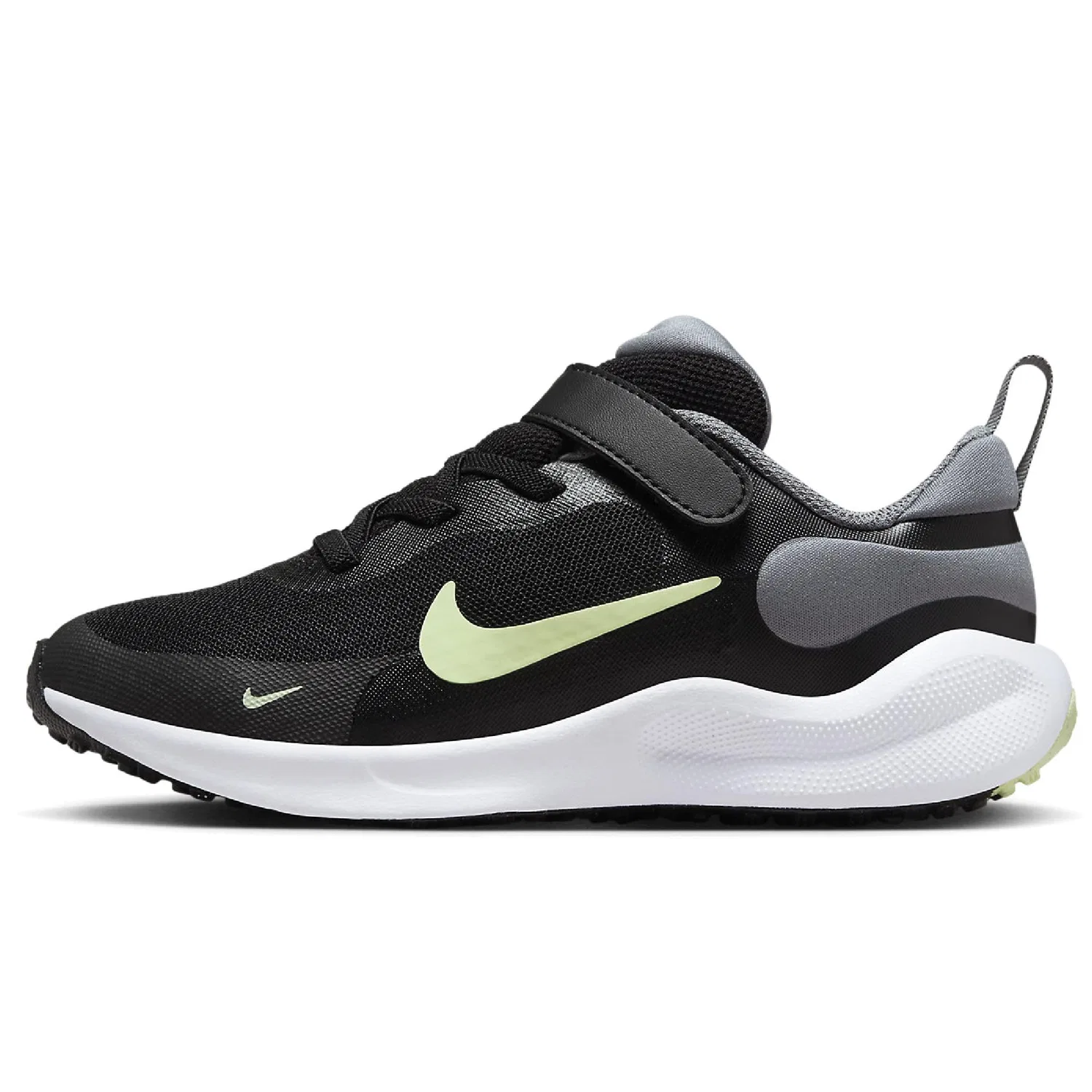 Детские кроссовки для мальчиков с шнуровкой NIKE Revolution 7 NIKE, Black Barely Volt Smoke Grey W