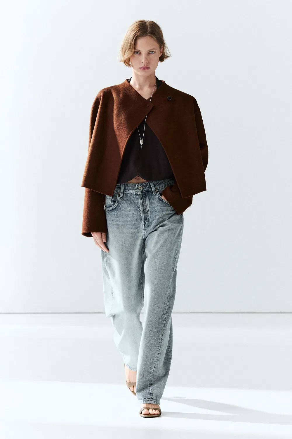 Куртка Massimo Dutti, накидка с пуговицами, коричневый
