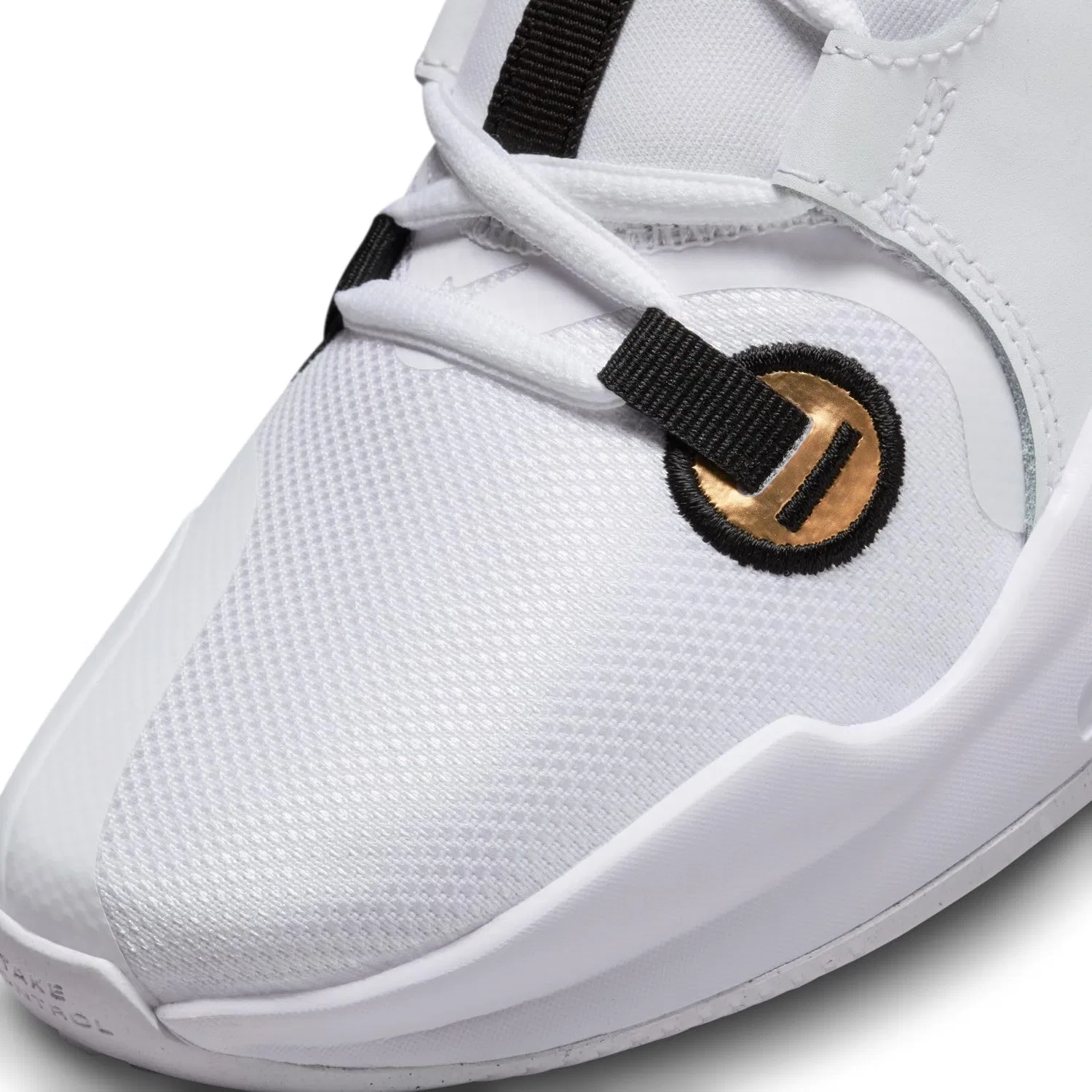 Детские кроссовки для мальчиков Air Zoom Crossover 2 NIKE, White Metallic Gold Black Tint — фото 4