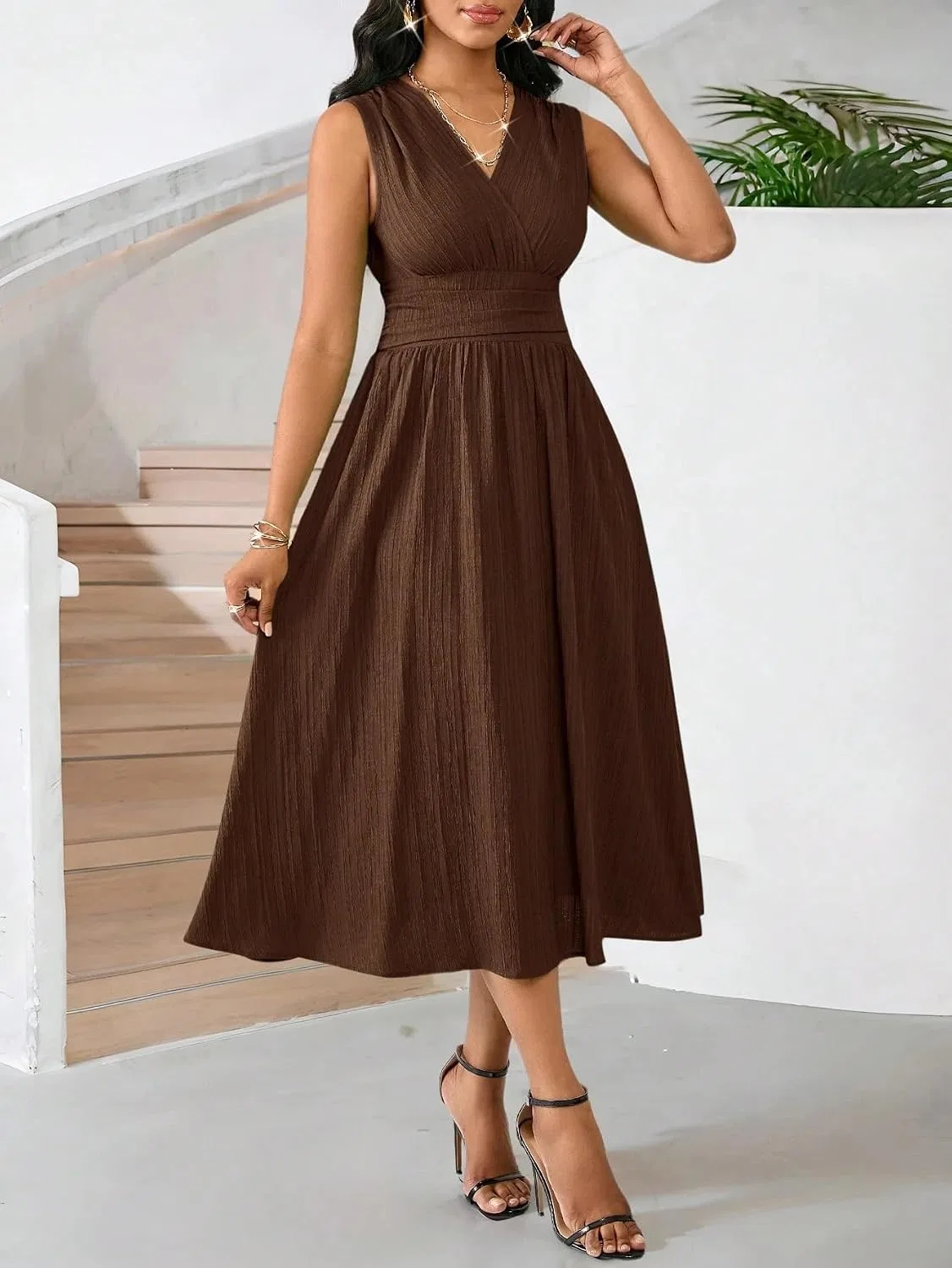 Женское повседневное миди-платье без рукавов Coffee Brown — фото 4