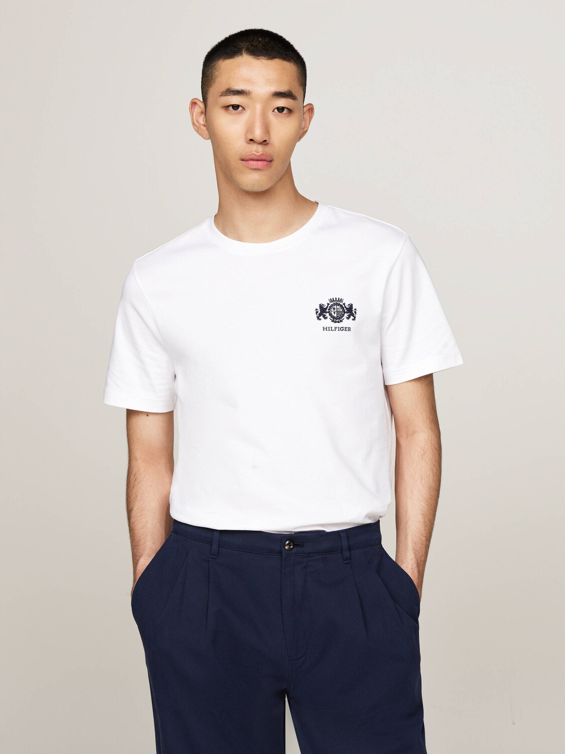

Футболка Tommy Hilfiger EMBRO Regular Fit, белый