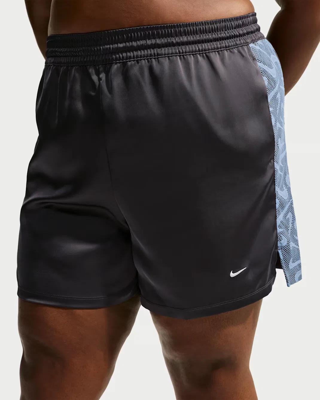 Женские свободные шорты со средней посадкой (большие размеры) Nike Sportswear Chill Lace, Gridiron/Work Blue/White — фото 2