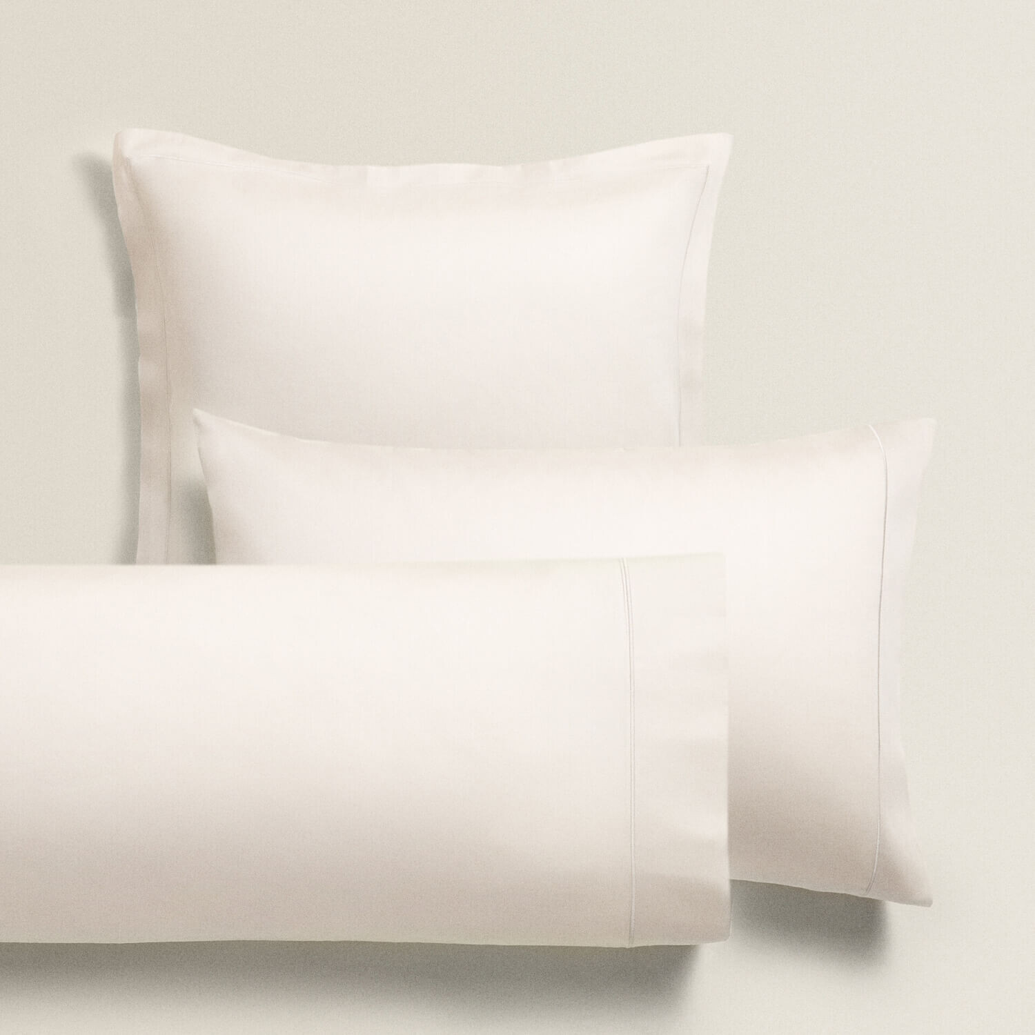 

Сатиновая наволочка с отделкой Zara Home, 300 нитей, бежевый