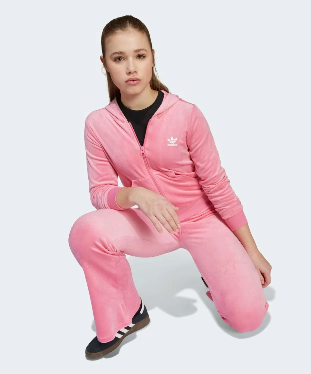 Детские спортивные брюки из велюра с вышивкой Adidas Originals, Pink — фото 4