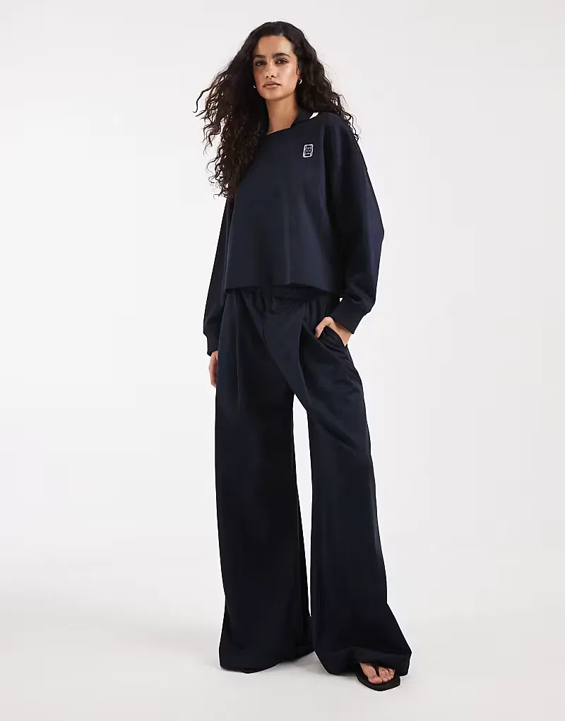 Джоггеры  Lacoste, темно-синий