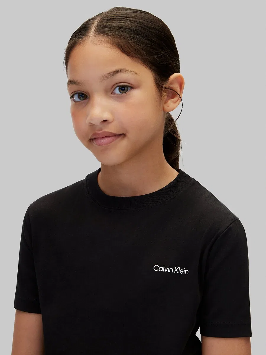 Футболка Calvin Klein Jeans черного цвета — фото 2