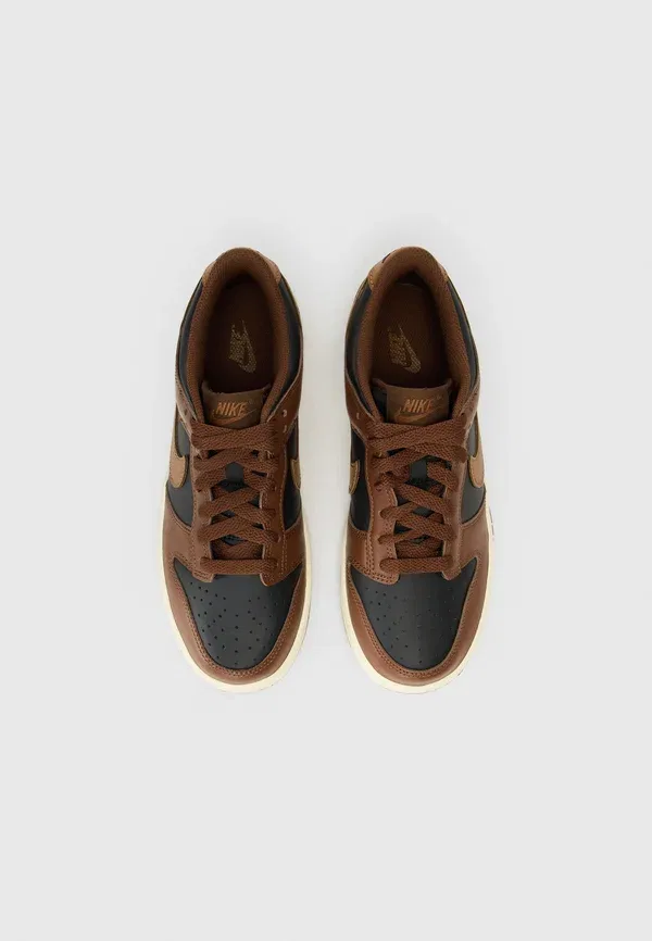 Кроссовки с утеплением Dunk Low Nike Sportswear Black, British Tan, Cacao, Wow Coconut Milk, черный — фото 4