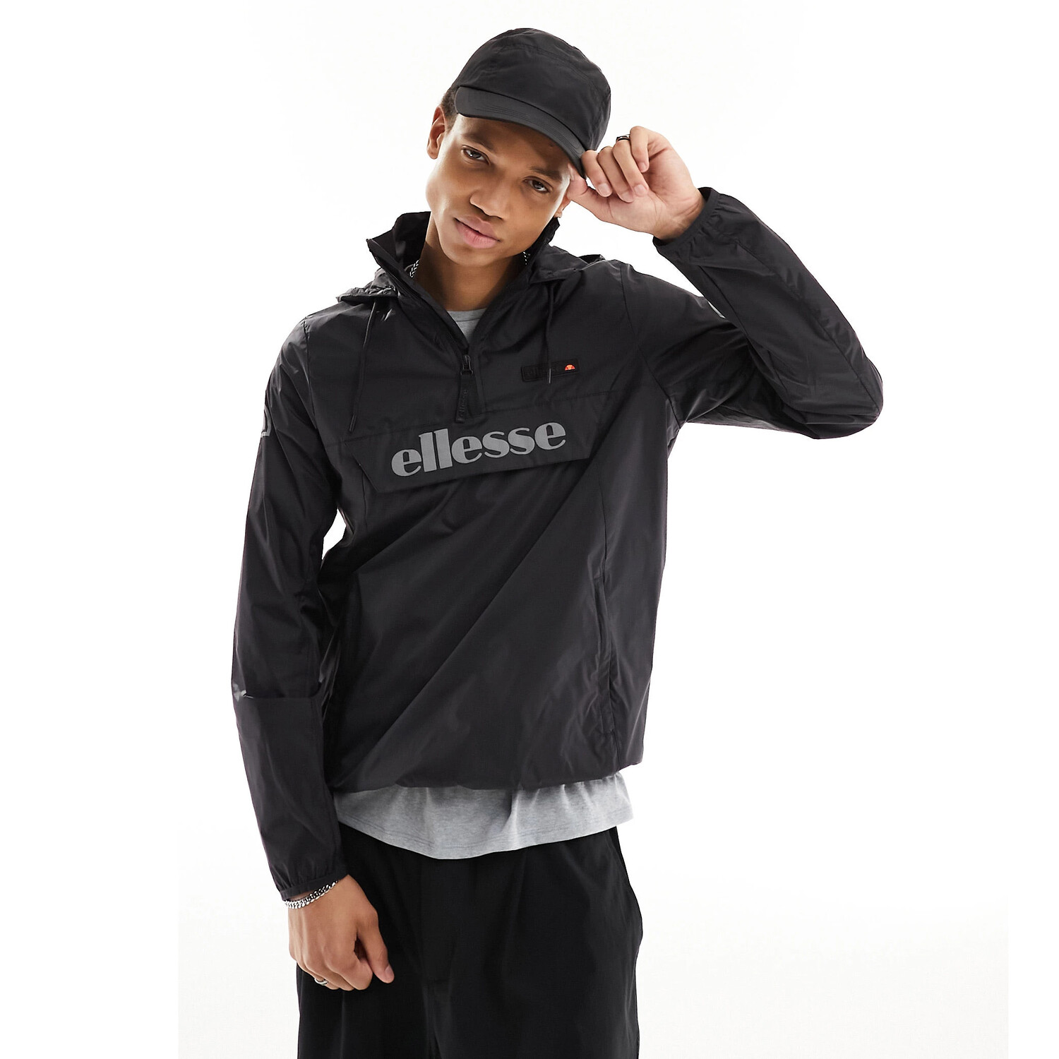 

Куртка Ellesse Overhead, черный