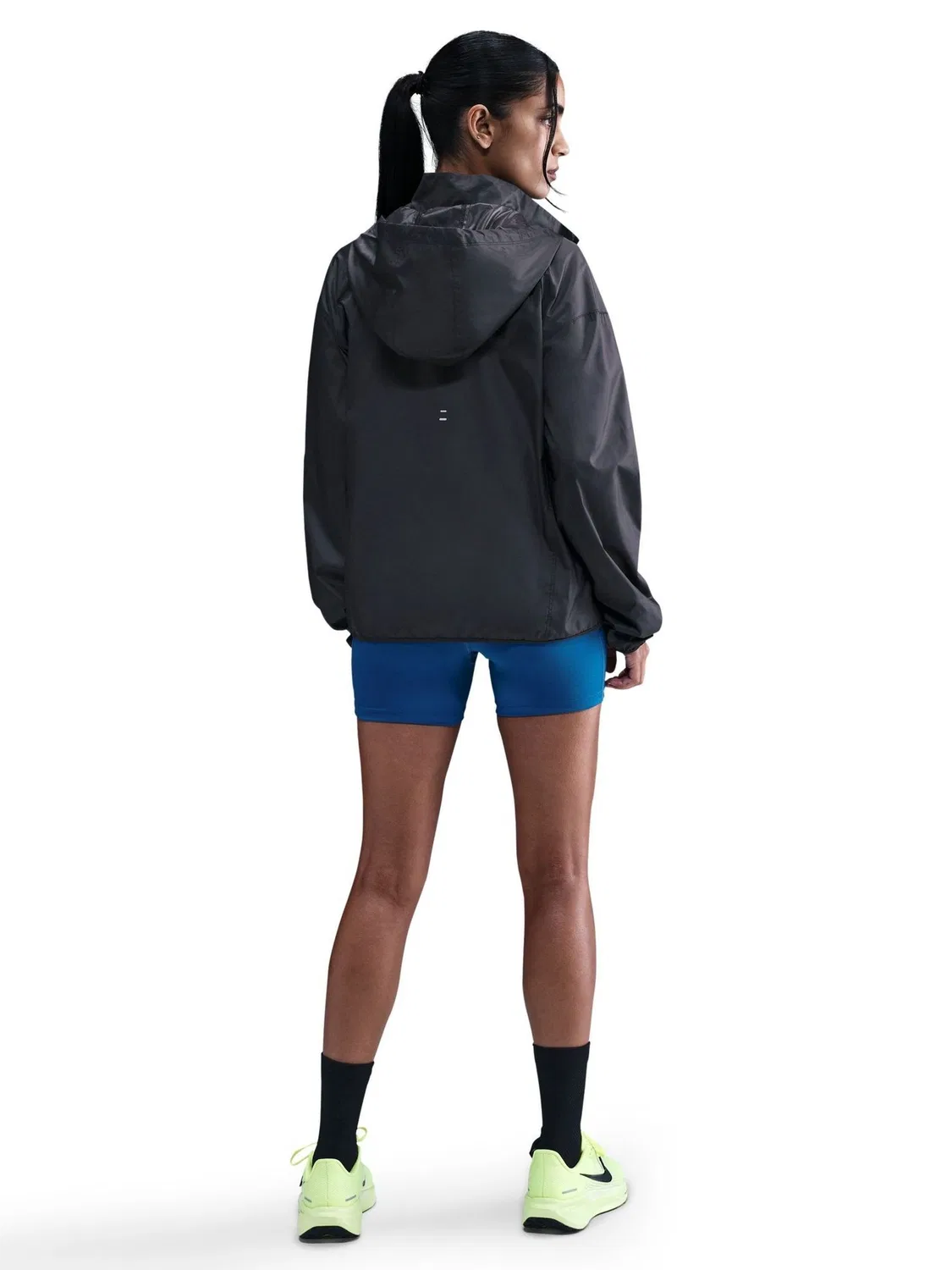 Черная беговая куртка Nike Tempo Repel — фото 2