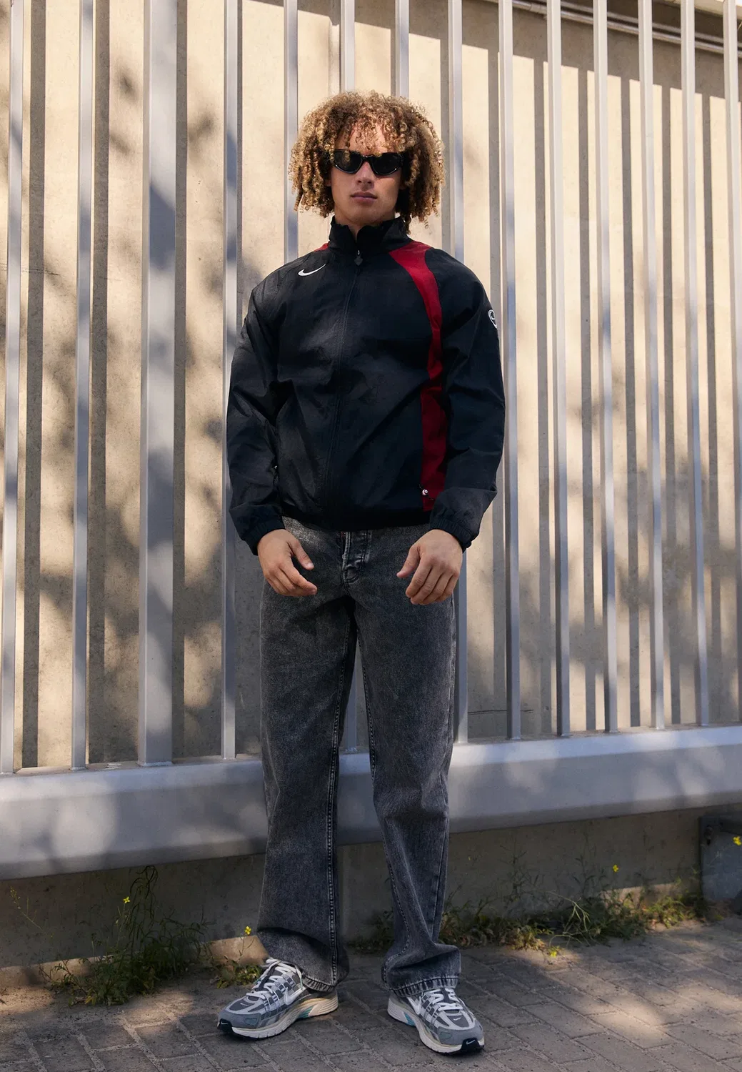 Тренировочная куртка Nike Performance, Black/Gym Red — фото 2