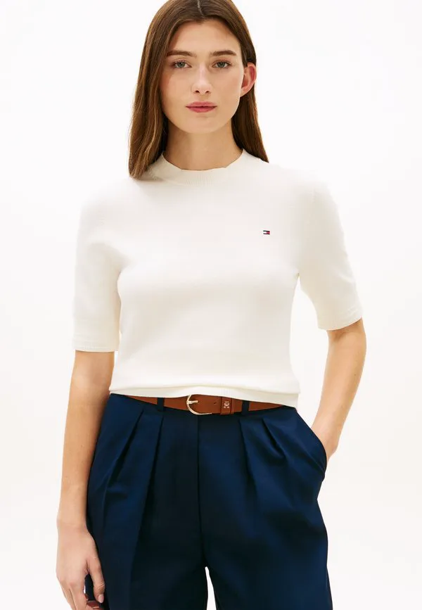 

Джемпер с коротким рукавом из тонкого трикотажа, базовая футболка. Tommy Hilfiger, Ivory Petal, Бежевый, Джемпер с коротким рукавом из тонкого трикотажа, базовая футболка. Tommy Hilfiger, Ivory Petal