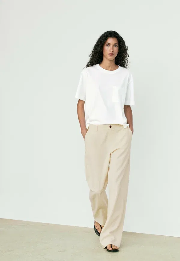 Футболка с нагрудным карманом, хлопок, Basic T-shirt, Massimo Dutti, белый — фото 4