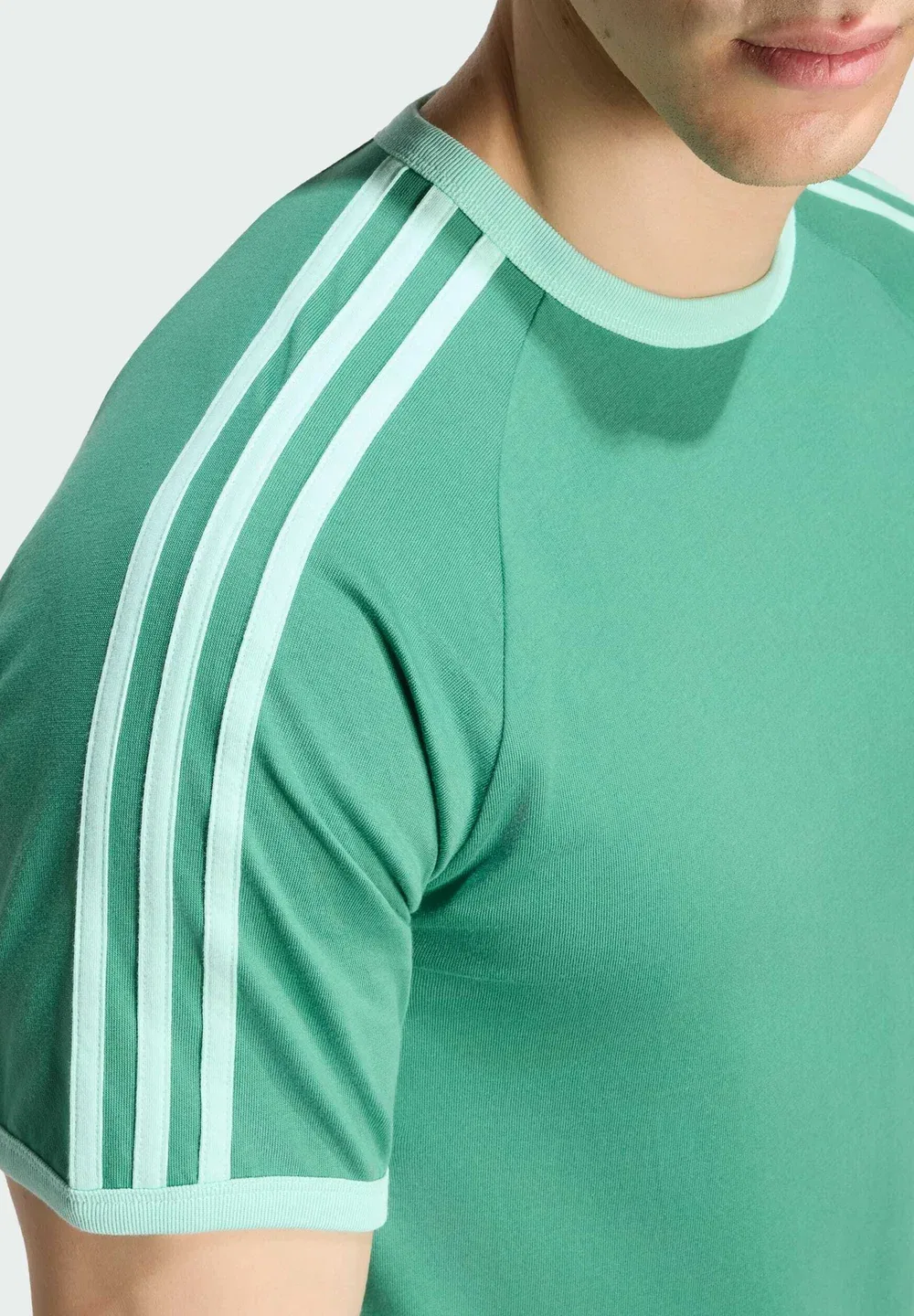 Простая футболка Adidas Originals, Blanch Green Pulse Mint — фото 3