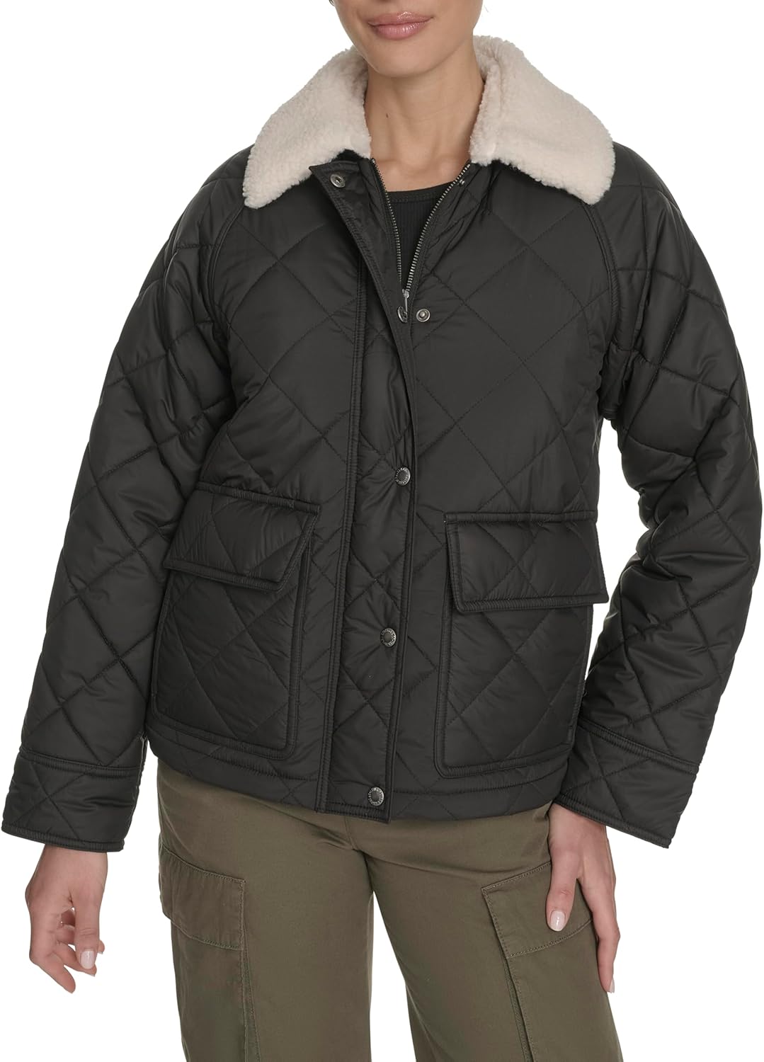 

Levi's Женская куртка с ромбовидной стёжкой и воротником из шерпы, Black