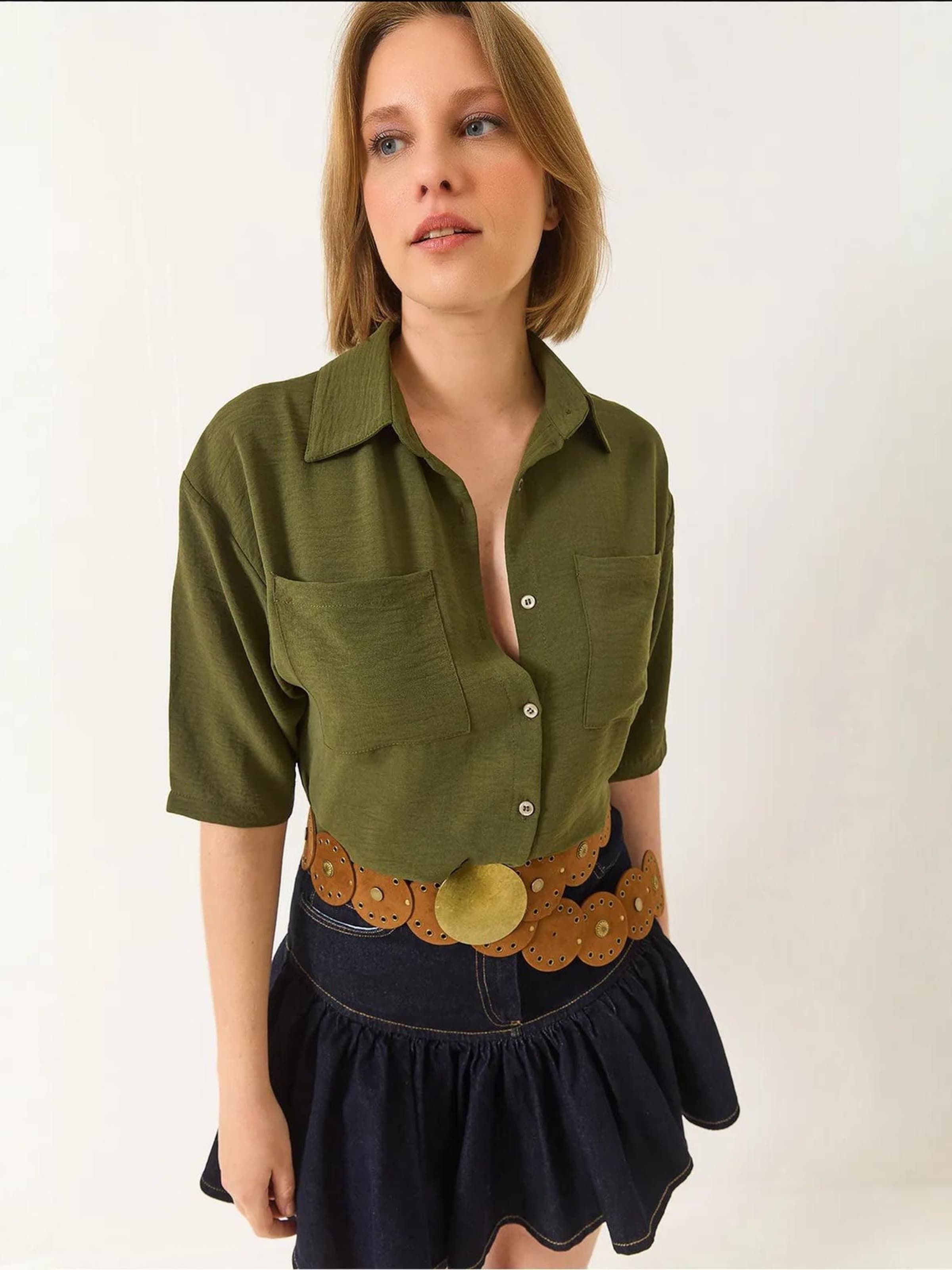 

Bianco Lucci Блузка в оливковом цвете