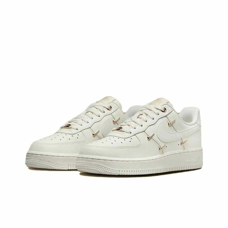 Низкие детские кроссовки Air Force 1 Shock Absorbers Nike, белый/золотой — фото 3