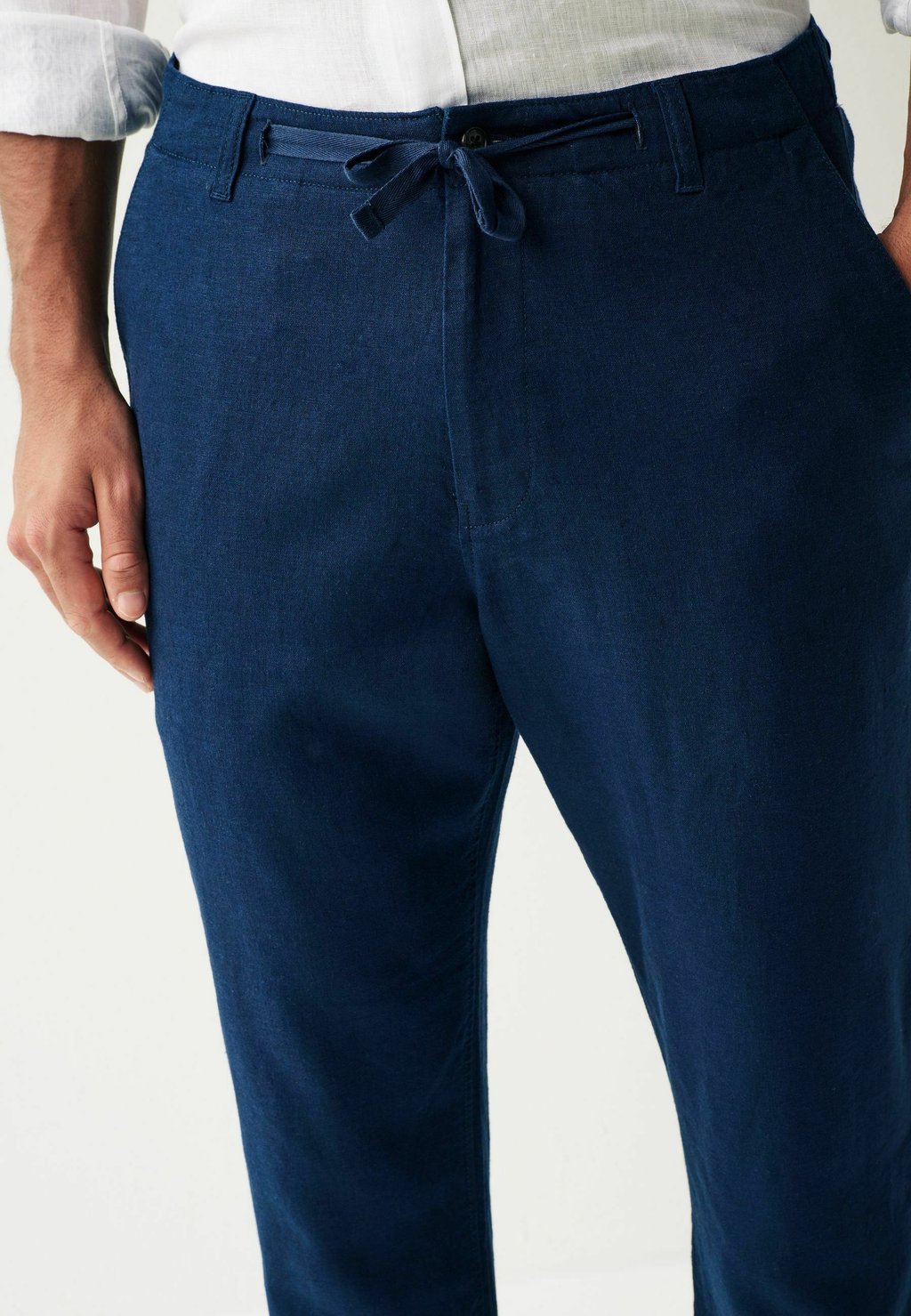 Чиносы REGULAR FIT LINEN STRAIGHT LEG DRAWSTRING Next, темно-синий — фото 3