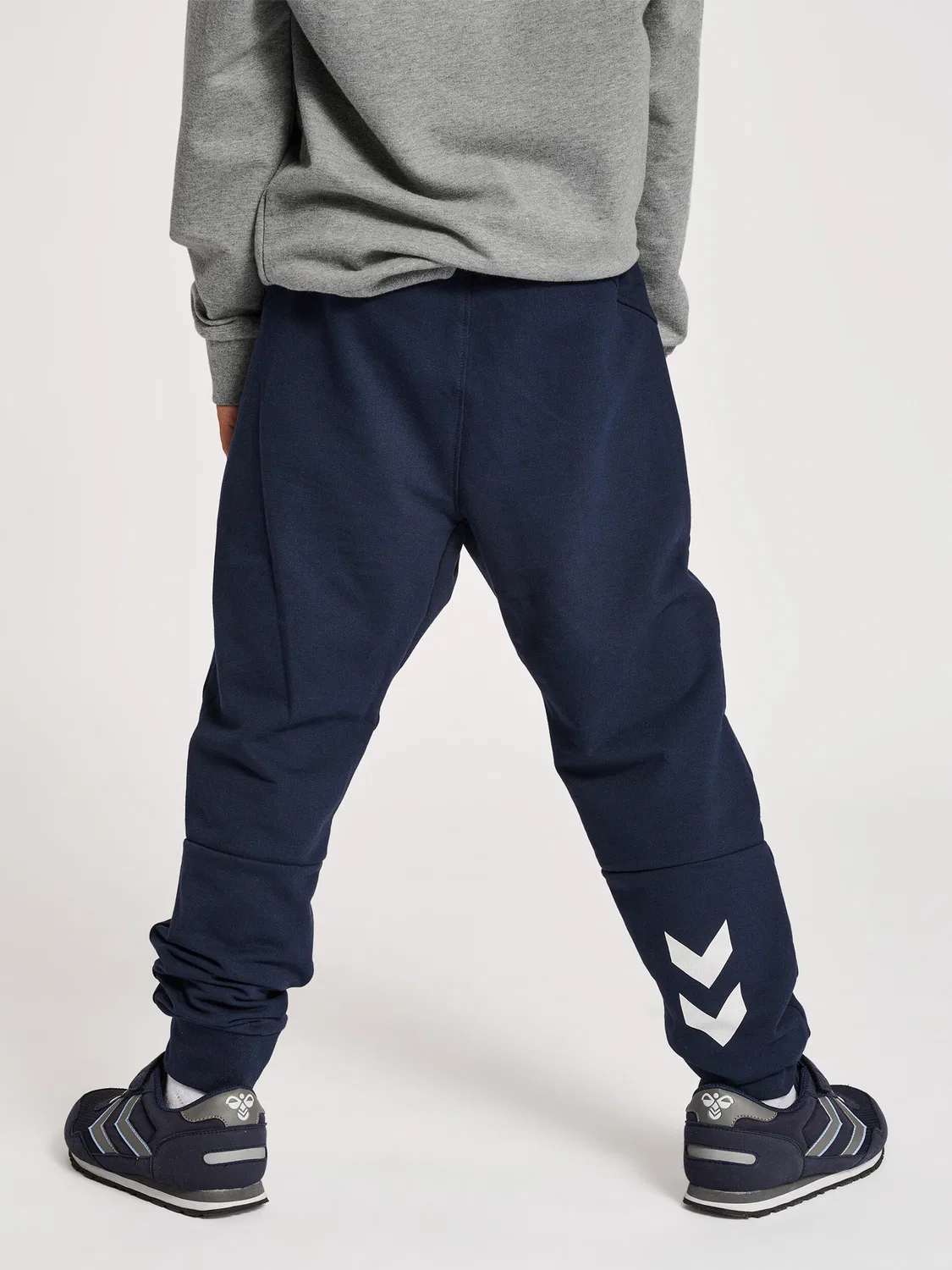 Детские спортивные штаны Hmlon с регулируемой талией Hummel, Midnight Violet Dark Violet — фото 4