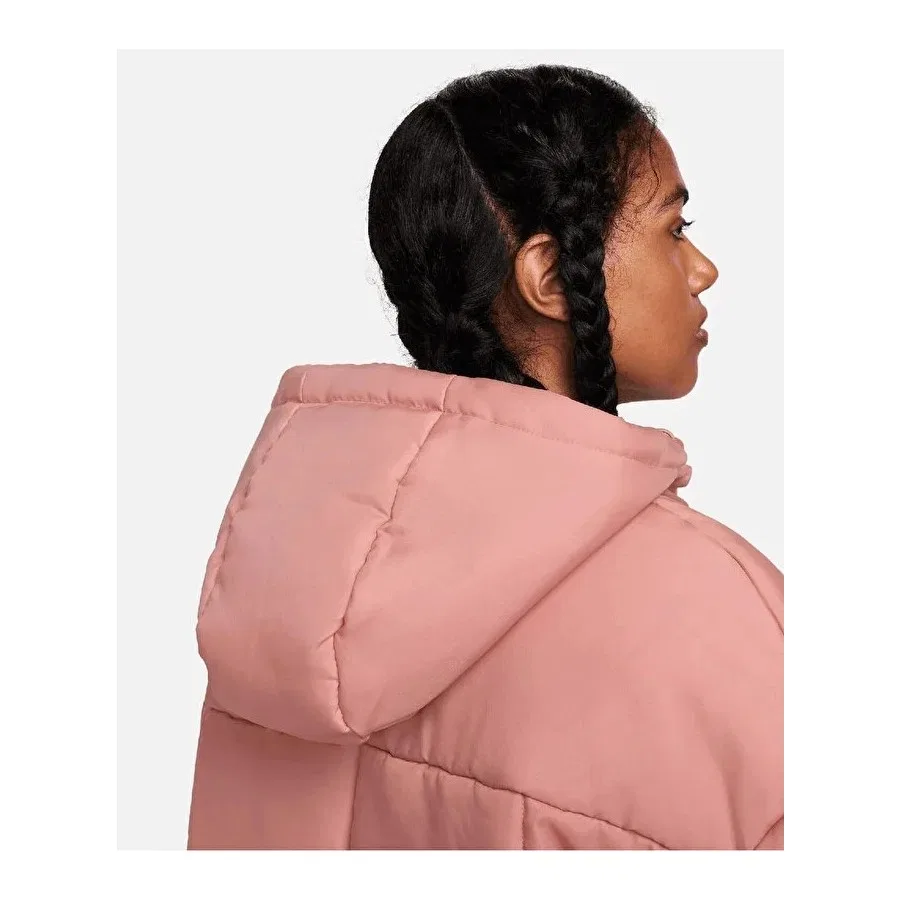 Женский пуховик с капюшоном свободного кроя Sportswear Classic Puffer Nike, Оливковый — фото 4